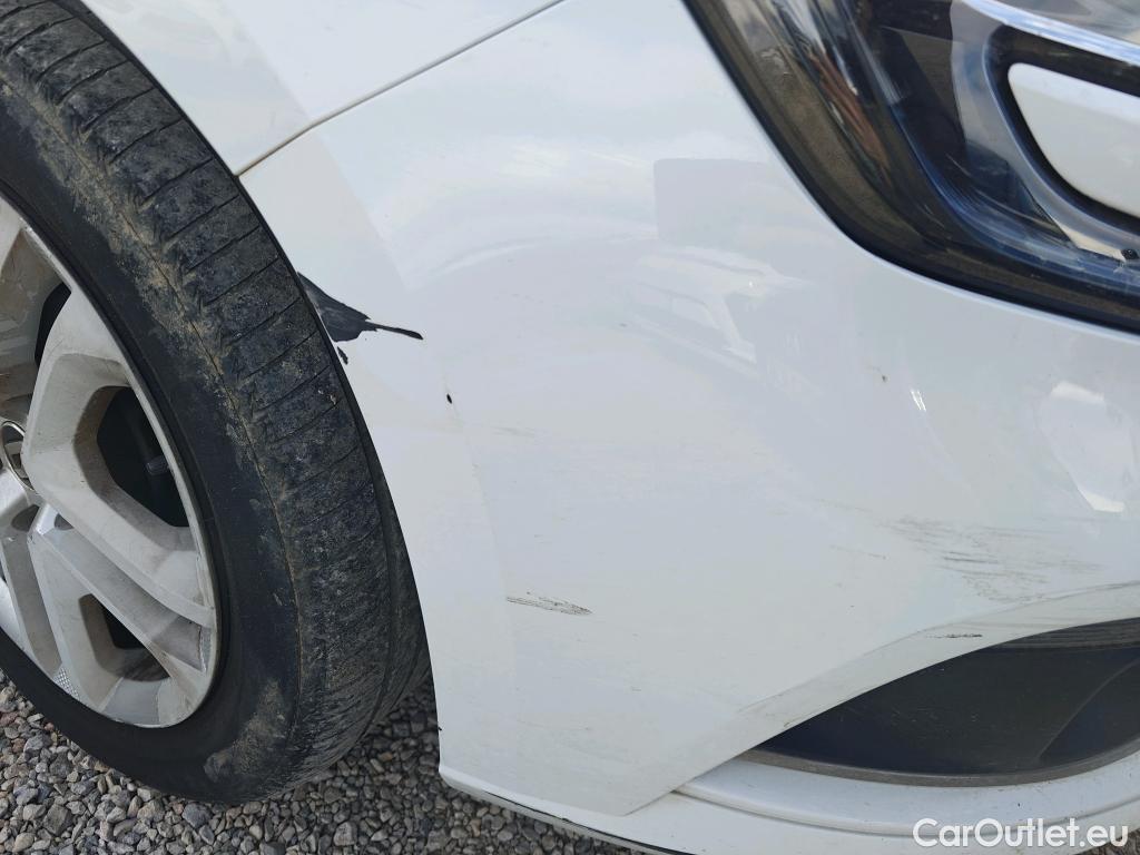  Renault  Megane RENAULT Mégane / 2015 / 5P / berlina con portón Business Blue dCi 81 kW (115CV) #42