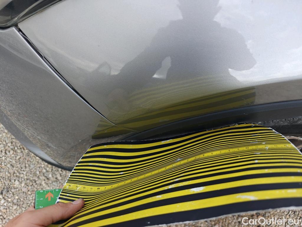  Toyota  C-HR TOYOTA  / 2016 / 5P / todoterreno 1.8 125H Advance (CX) #26