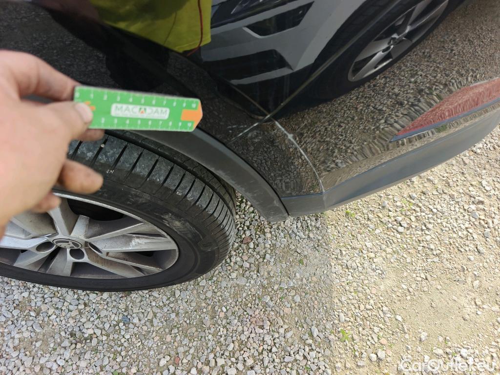  Skoda  Kodiaq SKODA  / 2021 / 5P / todoterreno 1.5 TSI 110KW (150cv) 4x2 Ambition #5