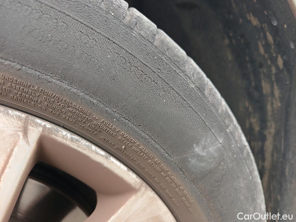  Seat  Leon SEAT León / 2016 / 5P / familiar ST 1.6 TDI 85kW (115CV) S&S Style Ed Nav #14