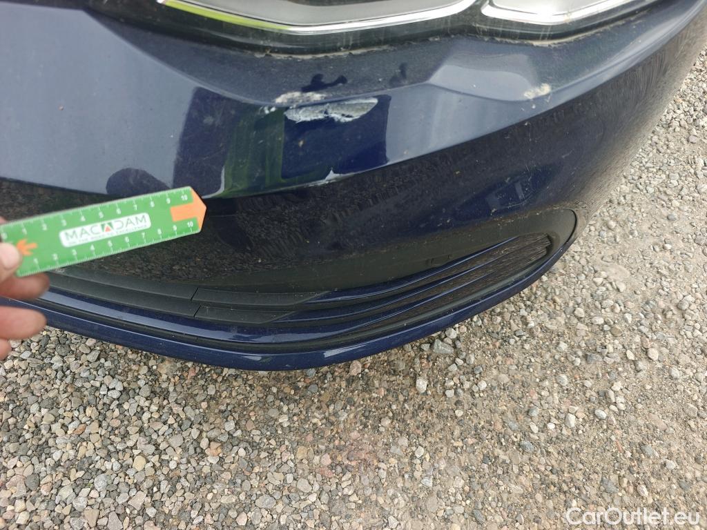  Volkswagen  Golf  VOLKSWAGEN / 2020 / 5P / berlina con portón Life 2.0 TDI 85kW (115CV) #11