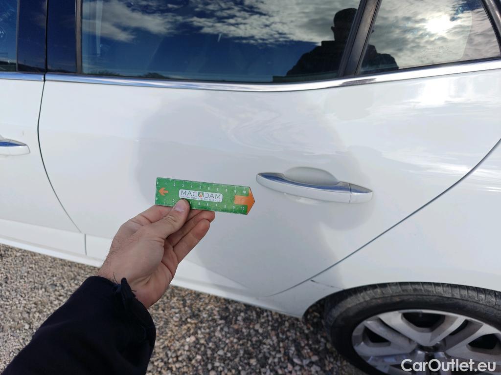  Renault  Megane RENAULT Mégane / 2015 / 5P / berlina con portón Business Blue dCi 81 kW (115CV) #73