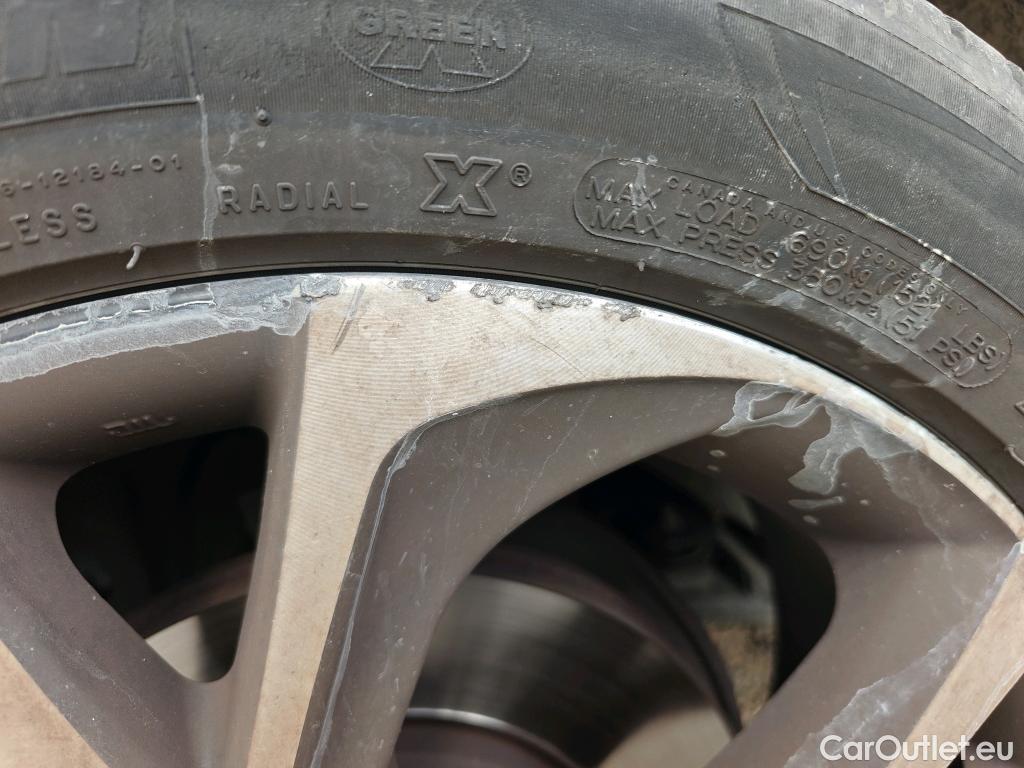  Toyota  C-HR TOYOTA  / 2016 / 5P / todoterreno 1.8 125H Advance (CX) #6