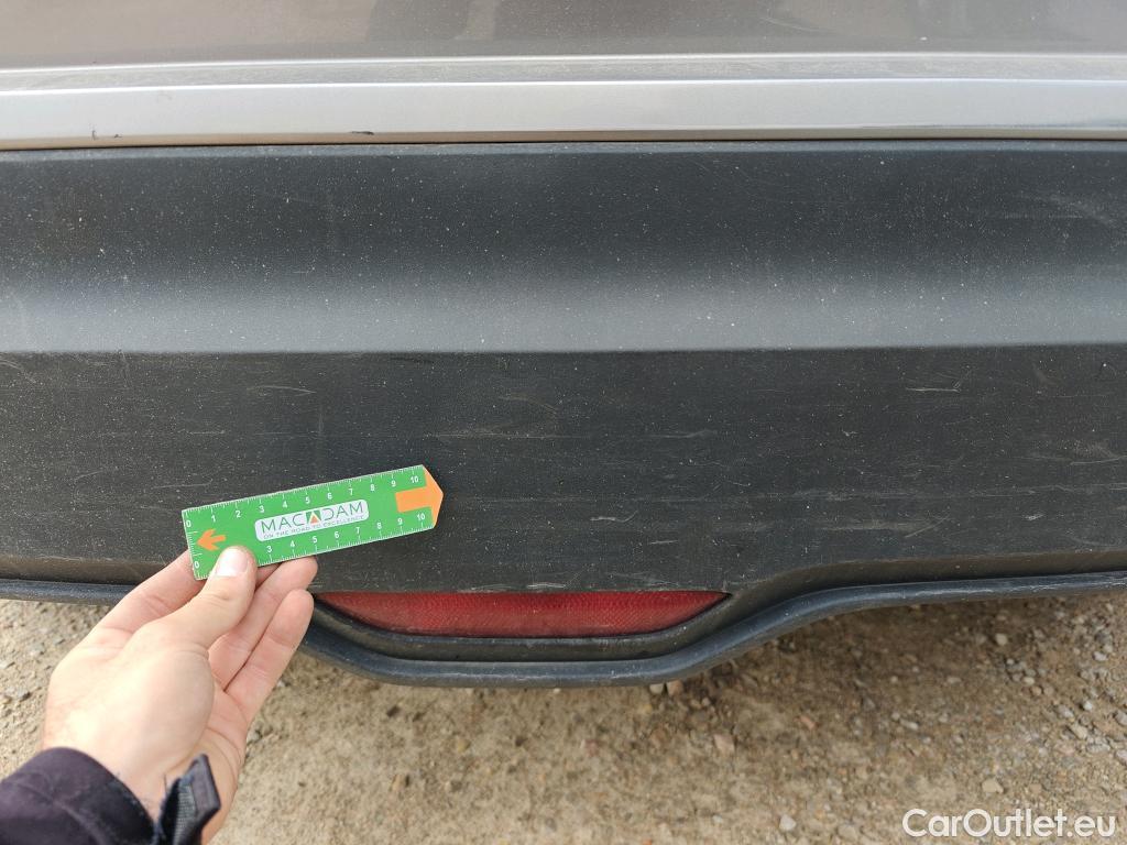  Toyota  C-HR TOYOTA  / 2016 / 5P / todoterreno 1.8 125H Advance (CX) #31