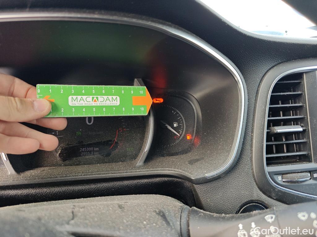  Renault  Megane RENAULT Mégane / 2015 / 5P / berlina con portón Business Blue dCi 81 kW (115CV) #68