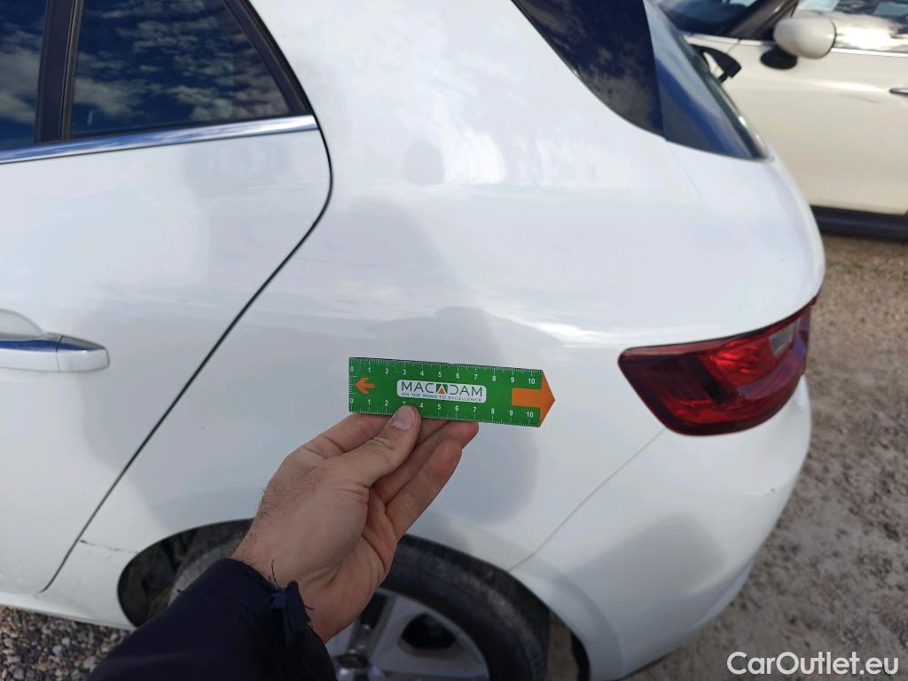  Renault  Megane RENAULT Mégane / 2015 / 5P / berlina con portón Business Blue dCi 81 kW (115CV) #14