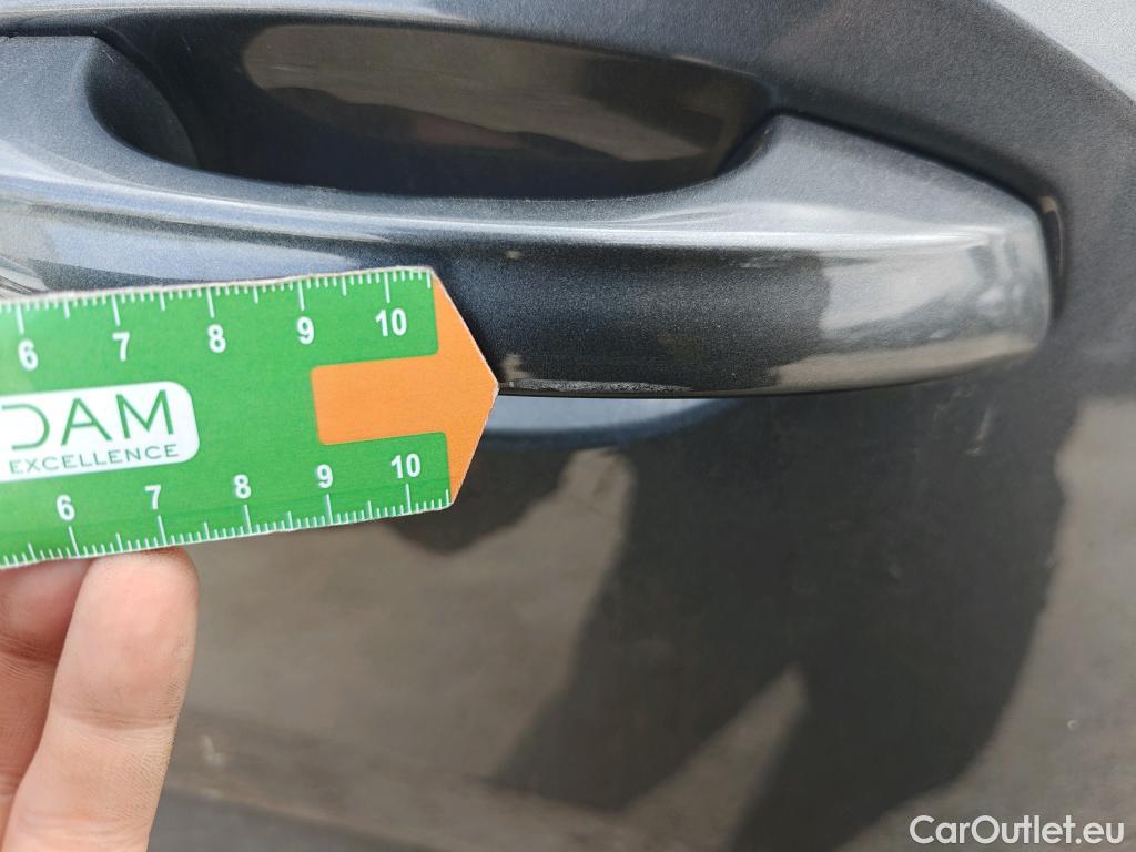  Volkswagen  T-ROC VOLKSWAGEN  / 2017 / 5P / todoterreno Advance 2.0 TDI 85kW (115CV) #44