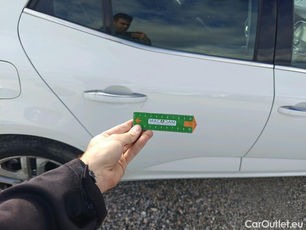  Renault  Megane RENAULT Mégane / 2015 / 5P / berlina con portón Business Blue dCi 81 kW (115CV) #48