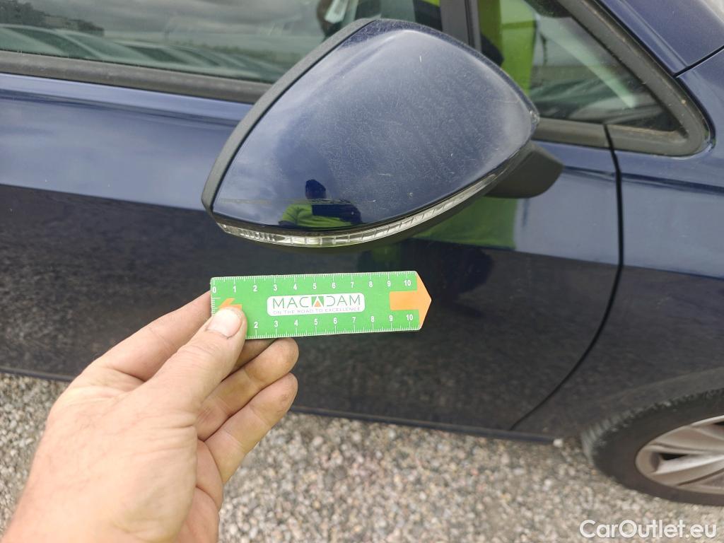  Volkswagen  Golf  VOLKSWAGEN / 2020 / 5P / berlina con portón Life 2.0 TDI 85kW (115CV) #19