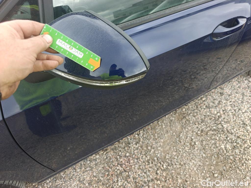  Volkswagen  Golf  VOLKSWAGEN / 2020 / 5P / berlina con portón Life 2.0 TDI 85kW (115CV) #18