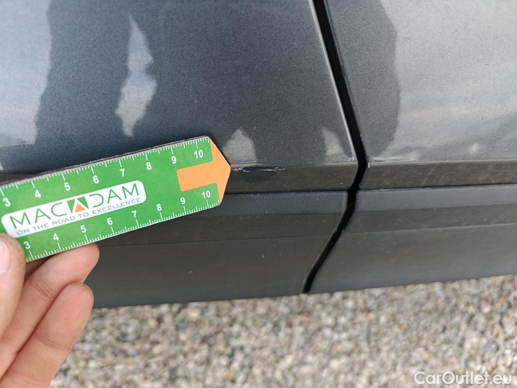  Volkswagen  T-ROC VOLKSWAGEN  / 2017 / 5P / todoterreno Advance 2.0 TDI 85kW (115CV) #22