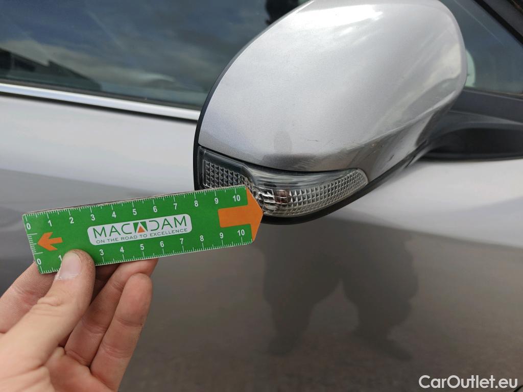  Toyota  C-HR TOYOTA  / 2016 / 5P / todoterreno 1.8 125H Advance (CX) #59