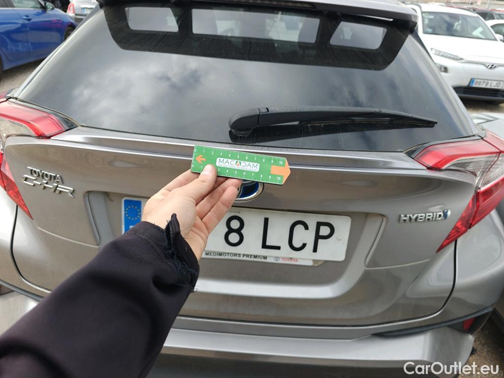  Toyota  C-HR TOYOTA  / 2016 / 5P / todoterreno 1.8 125H Advance (CX) #60