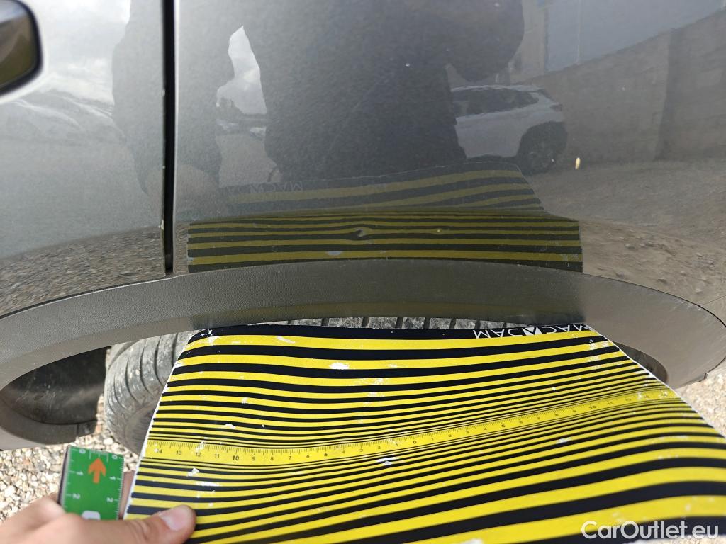  Volkswagen  T-ROC VOLKSWAGEN  / 2017 / 5P / todoterreno Advance 2.0 TDI 85kW (115CV) #50