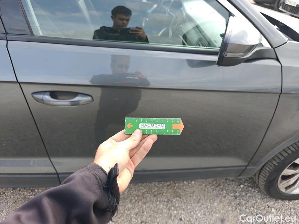  Volkswagen  T-ROC VOLKSWAGEN  / 2017 / 5P / todoterreno Advance 2.0 TDI 85kW (115CV) #7