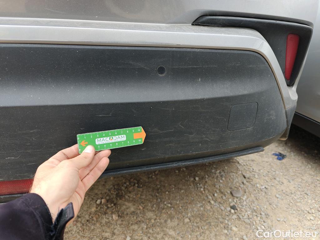  Toyota  C-HR TOYOTA  / 2016 / 5P / todoterreno 1.8 125H Advance (CX) #32