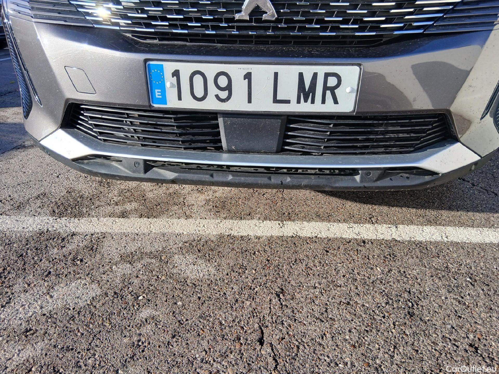  Peugeot  3008 PEUGEOT  Hybrid / 2020 / 5P / todoterreno 225 e-EAT8 Allure #7