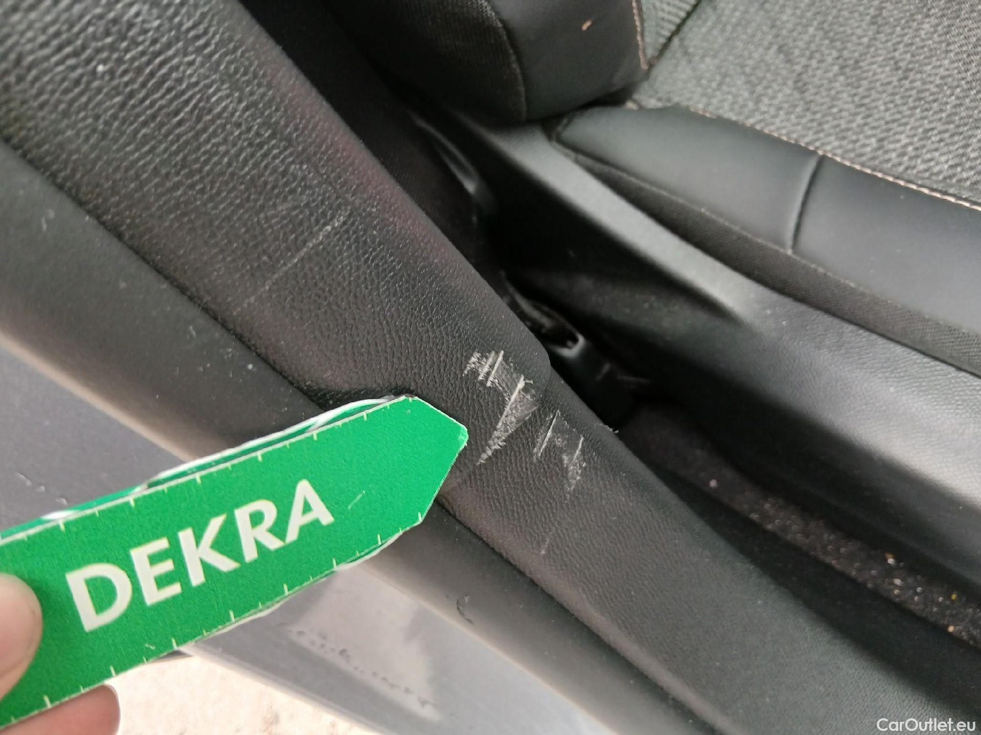  Peugeot  208  Allure 1.2 Puretech 100CV MT6 6E #7