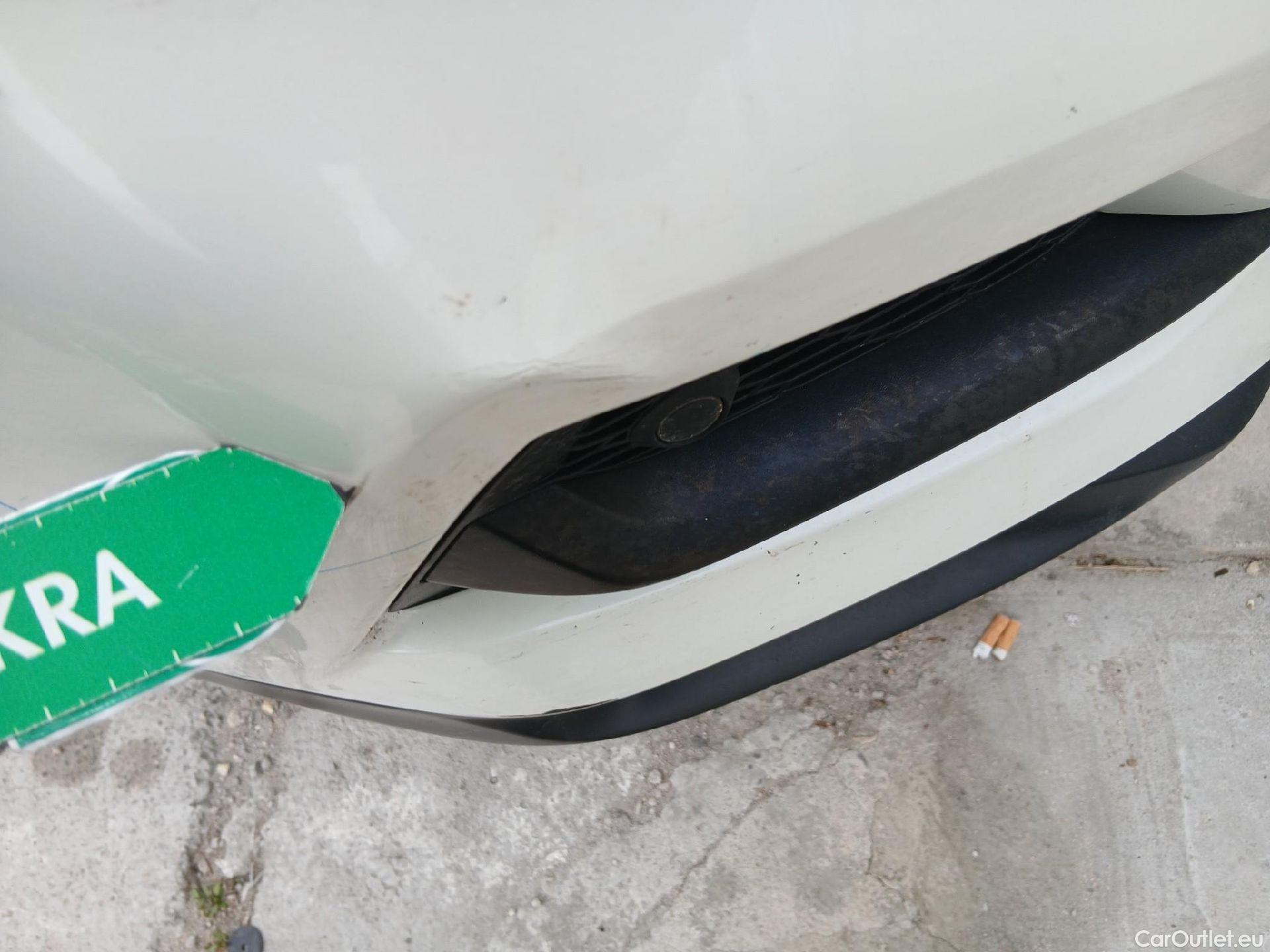  Nissan  Qashqai NISSAN  / 2017 / 5P / todoterreno dCi 85 kW (115 CV) E6D ACENTA #17