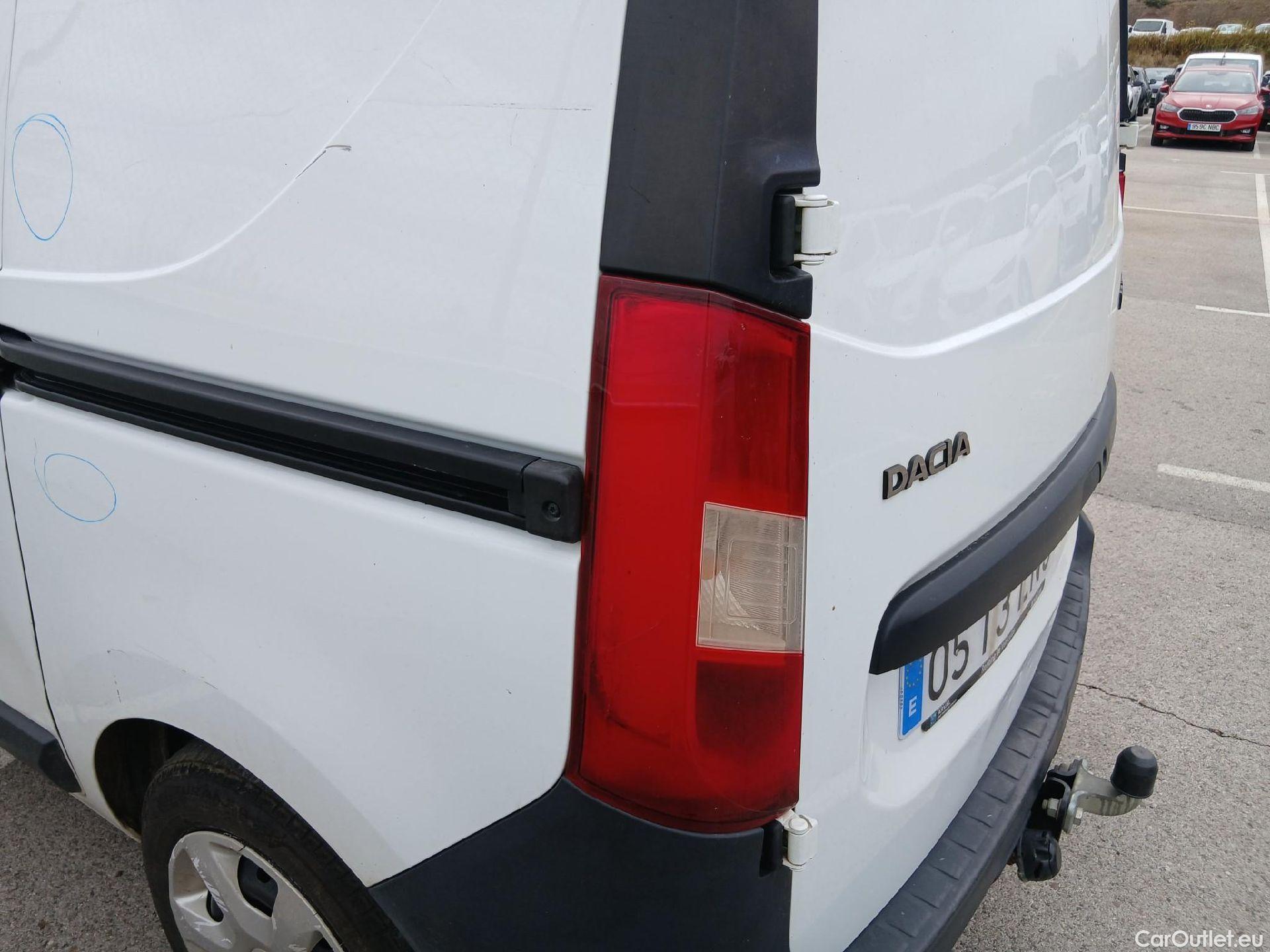  Dacia  Dokker DACIA  / 2013 / 4P / furgón derivado de turismo Van Essential 1.6 80kW (110CV) ECO-G #32