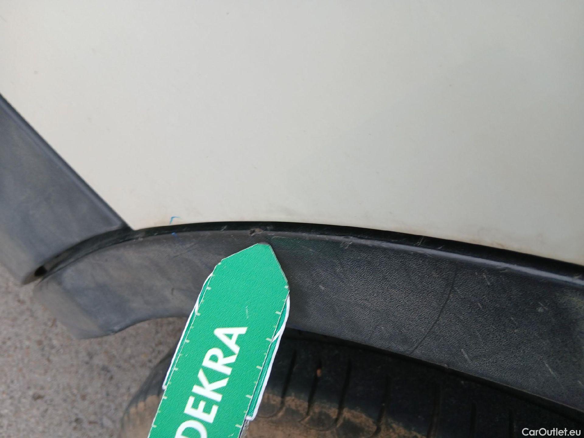  Nissan  Qashqai NISSAN  / 2017 / 5P / todoterreno dCi 85 kW (115 CV) E6D ACENTA #28