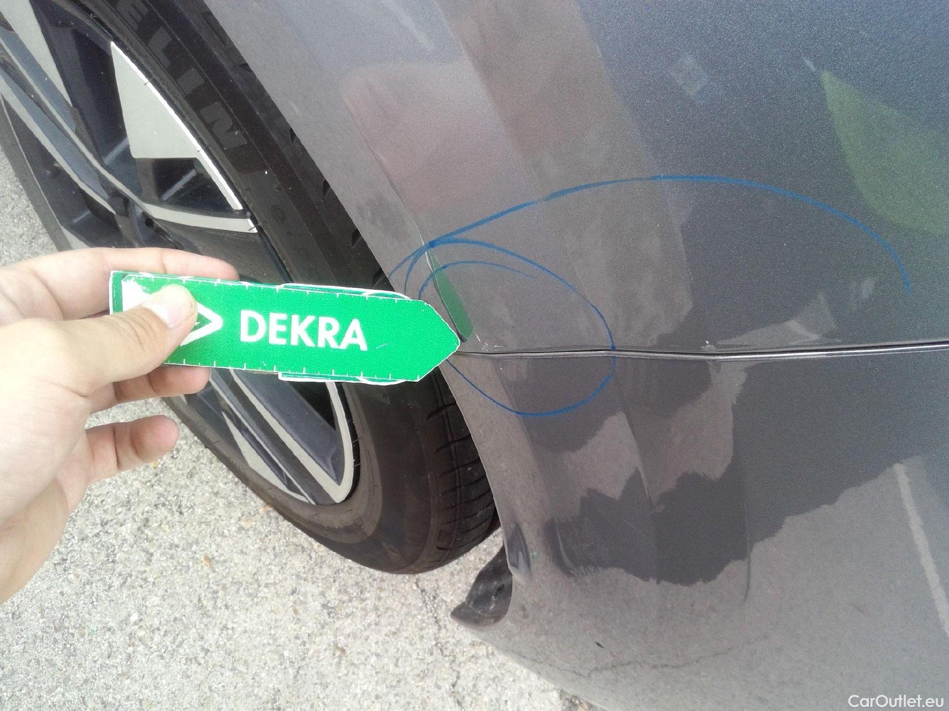  Peugeot  208  Allure 1.2 Puretech 100CV MT6 6E #24