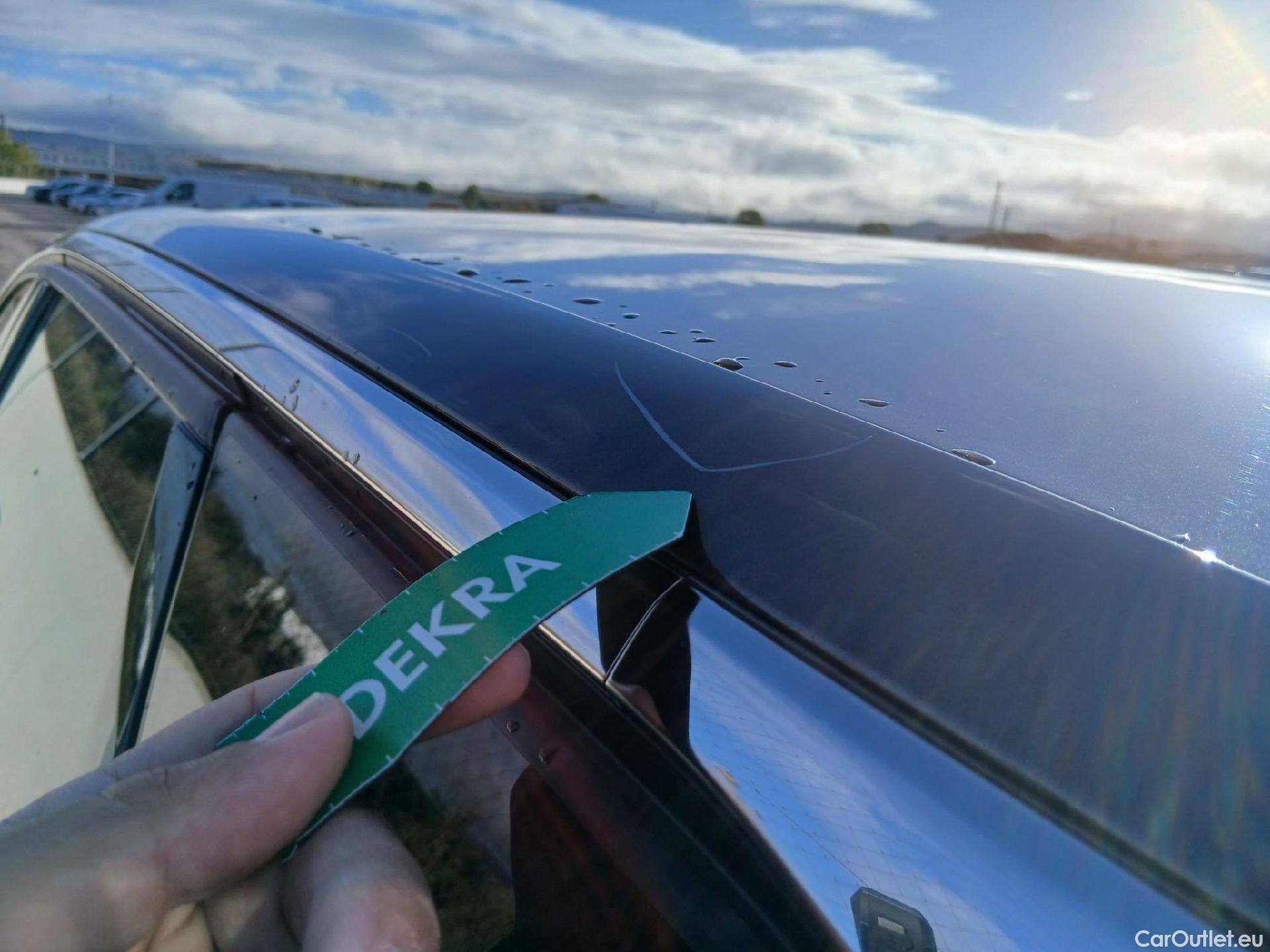  Peugeot  3008 PEUGEOT  Hybrid / 2020 / 5P / todoterreno 225 e-EAT8 Allure #20