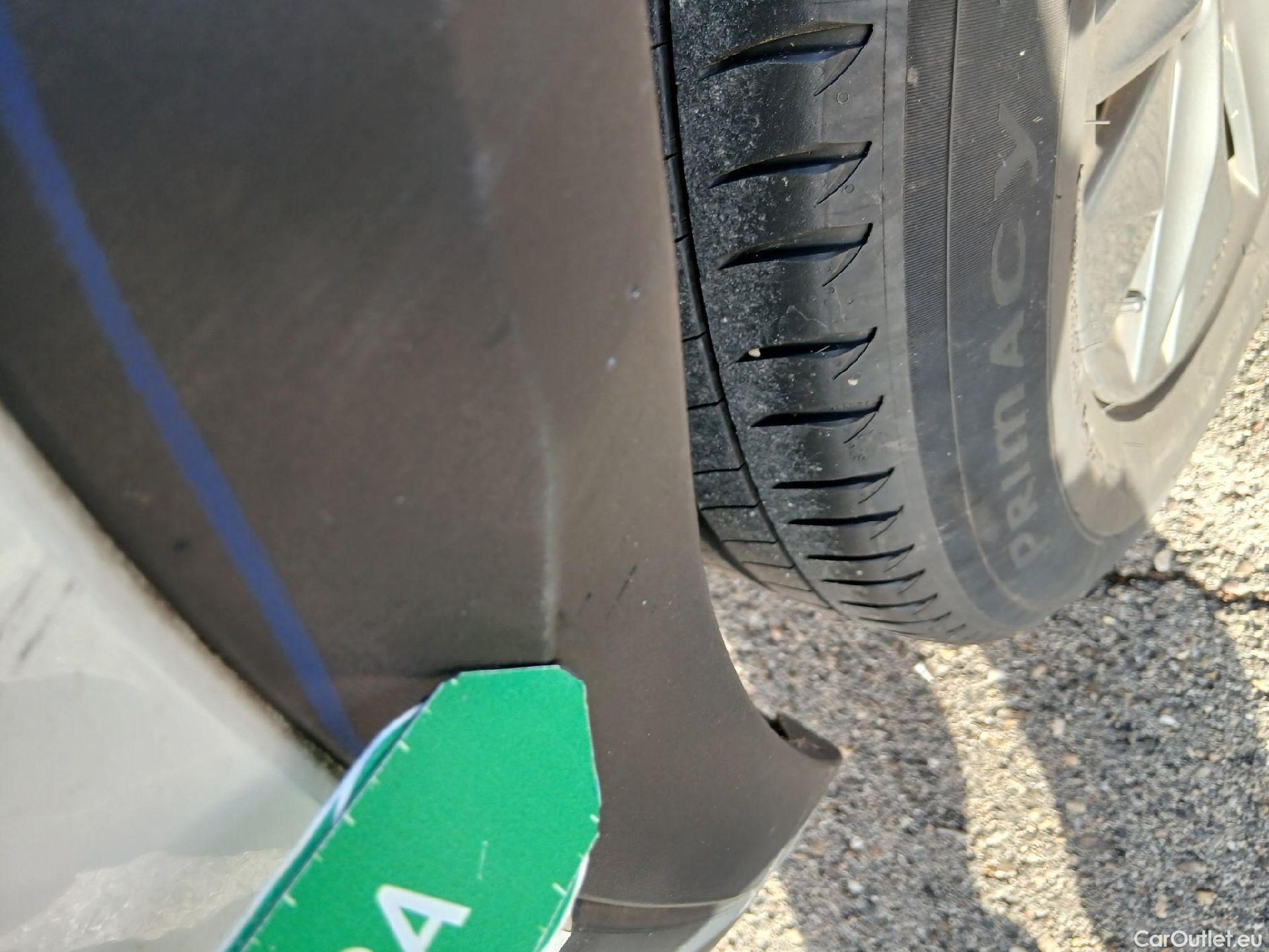  Peugeot  2008  Active Pack 1.5 HDi 110CV MT6 E6d #27