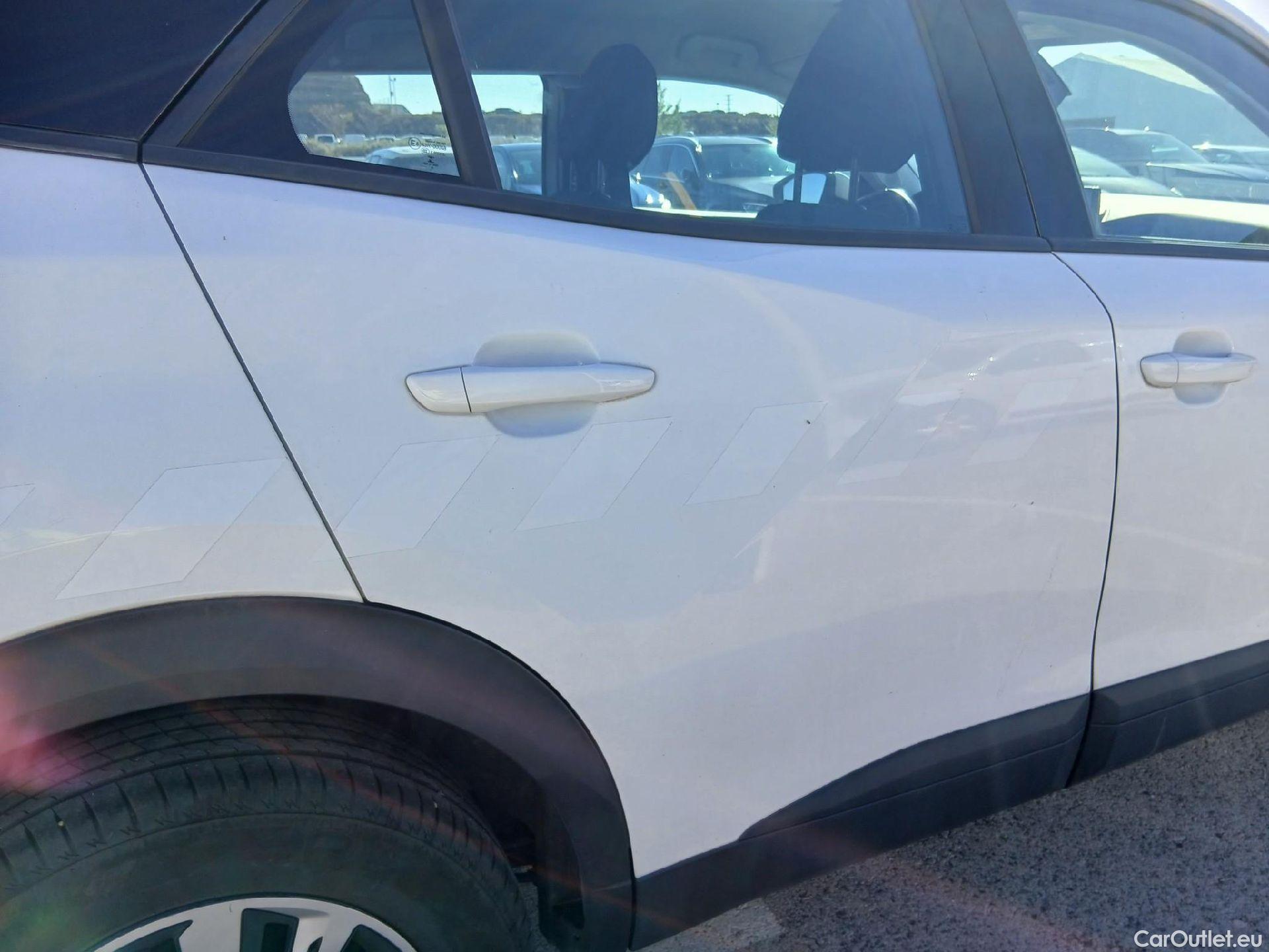  Peugeot  2008 PEUGEOT  / 2019 / 5P / todoterreno Active BlueHDI 81kW (110CV) #22