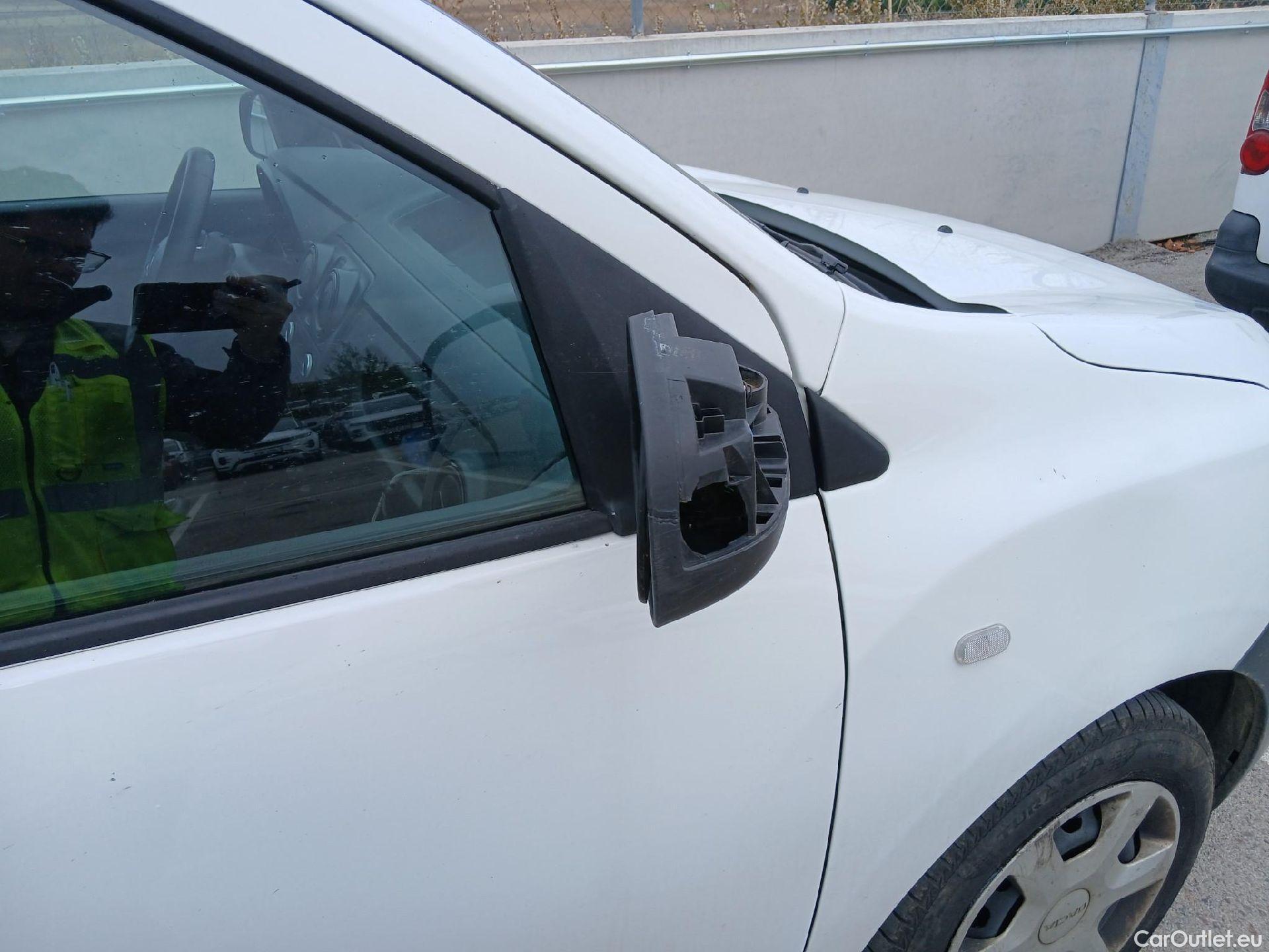  Dacia  Dokker DACIA  / 2013 / 4P / furgón derivado de turismo Van Essential 1.6 80kW (110CV) ECO-G #46