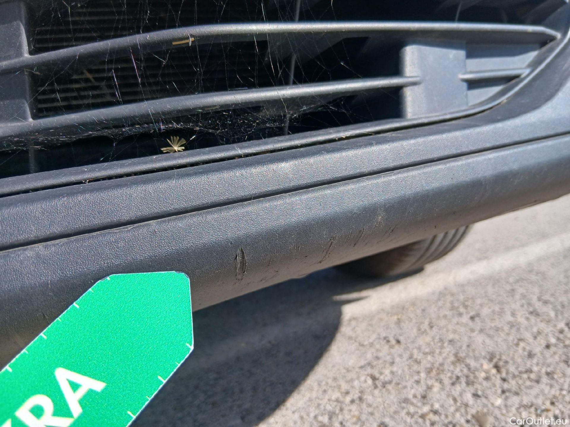  Peugeot  2008 PEUGEOT  / 2019 / 5P / todoterreno Active BlueHDI 81kW (110CV) #5