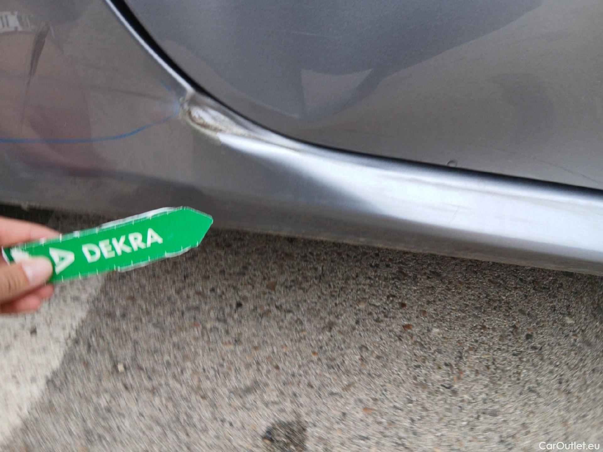  Peugeot  208  Allure 1.2 Puretech 100CV MT6 6E #39