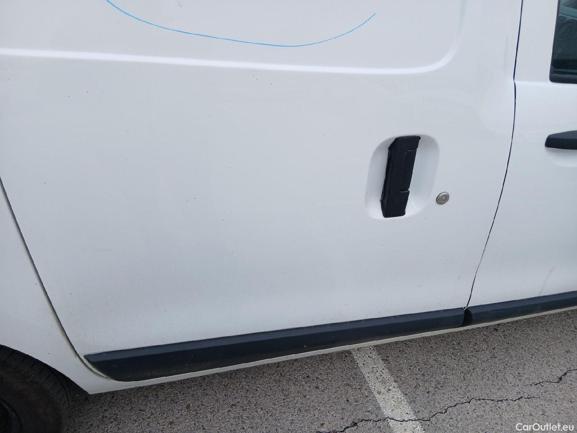  Dacia  Dokker DACIA  / 2013 / 4P / furgón derivado de turismo Van Essential 1.6 80kW (110CV) ECO-G #43