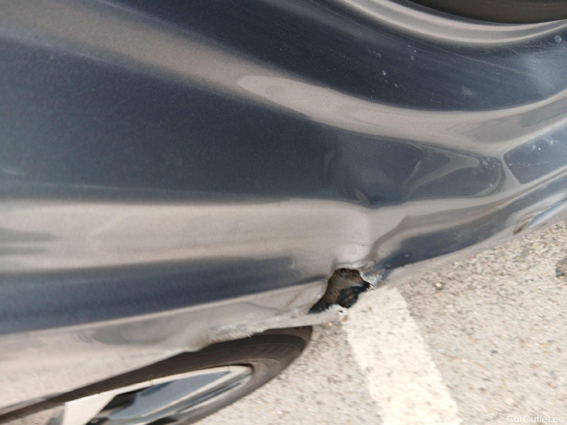  Peugeot  208  Allure 1.2 Puretech 100CV MT6 6E #29