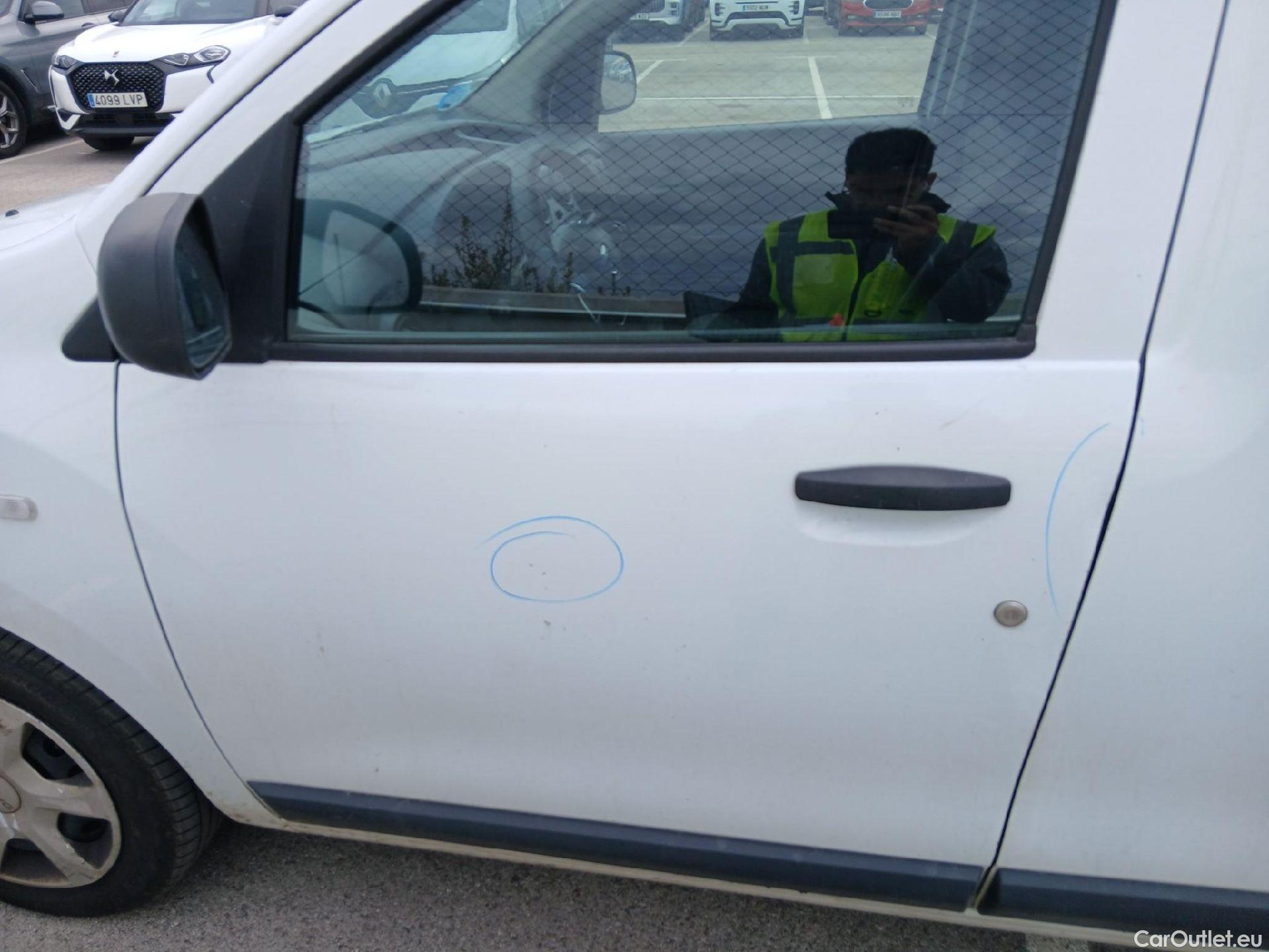  Dacia  Dokker DACIA  / 2013 / 4P / furgón derivado de turismo Van Essential 1.6 80kW (110CV) ECO-G #27