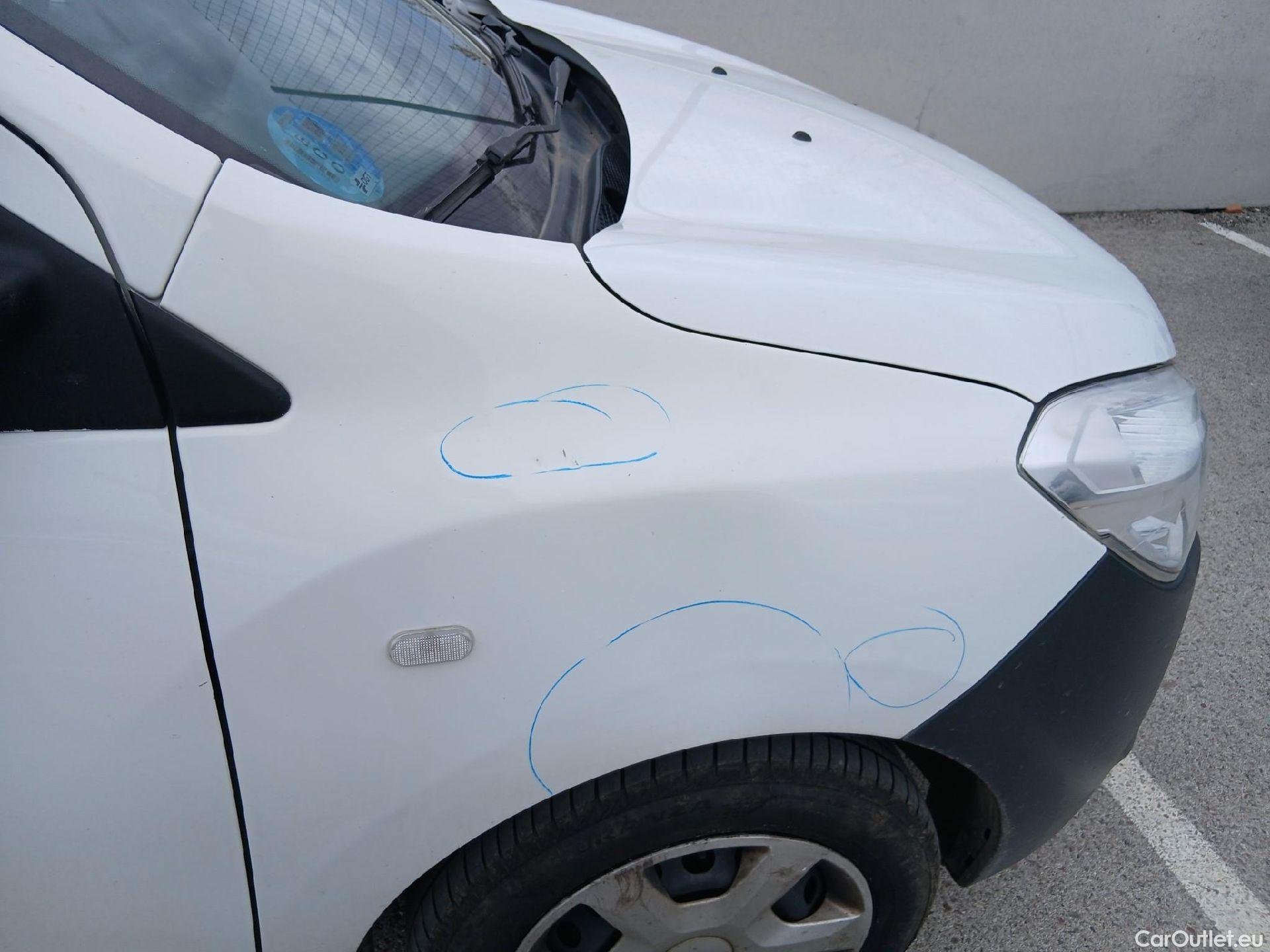  Dacia  Dokker DACIA  / 2013 / 4P / furgón derivado de turismo Van Essential 1.6 80kW (110CV) ECO-G #48