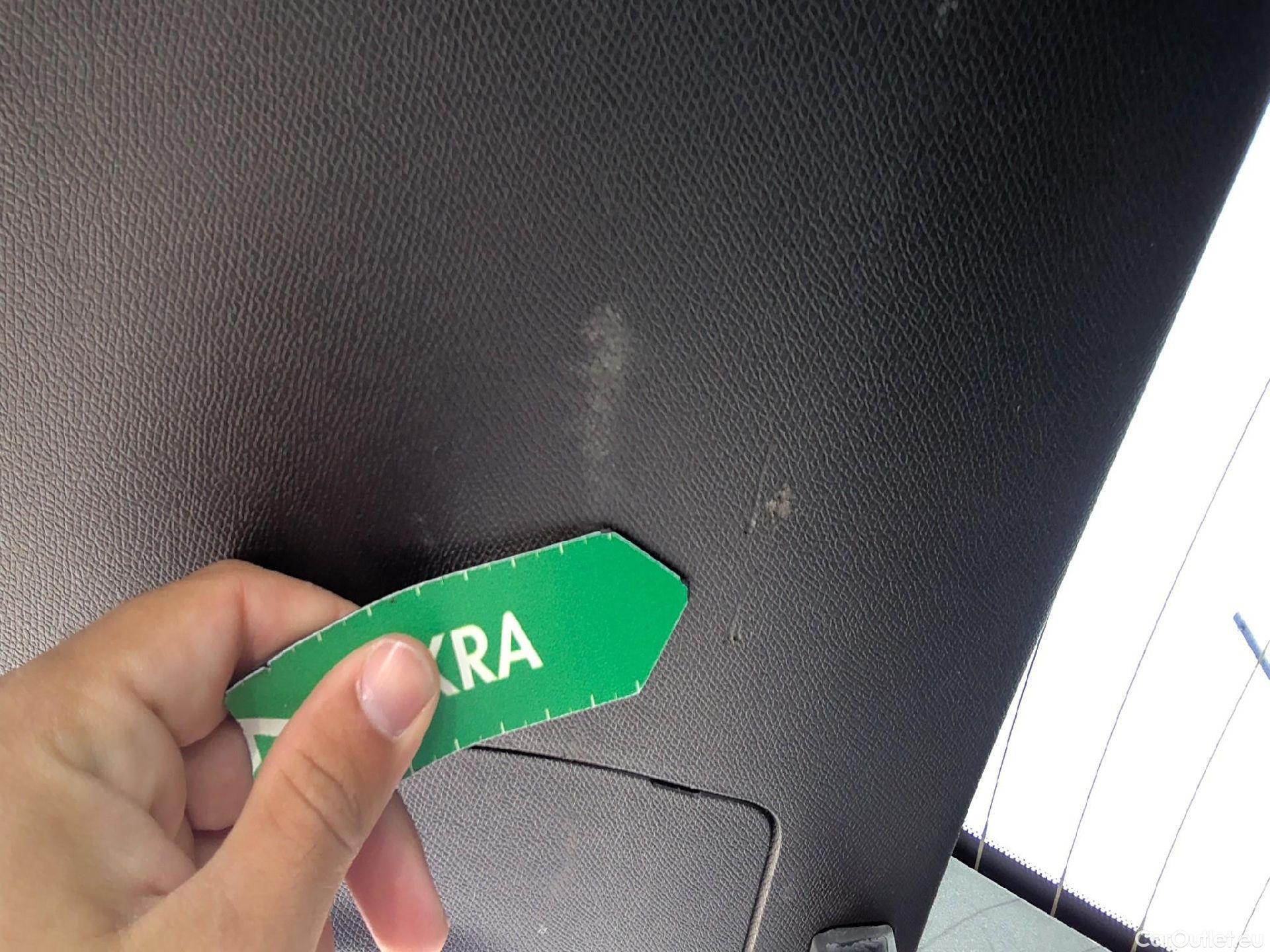  Peugeot  3008 PEUGEOT  Hybrid / 2020 / 5P / todoterreno 225 e-EAT8 Allure #30