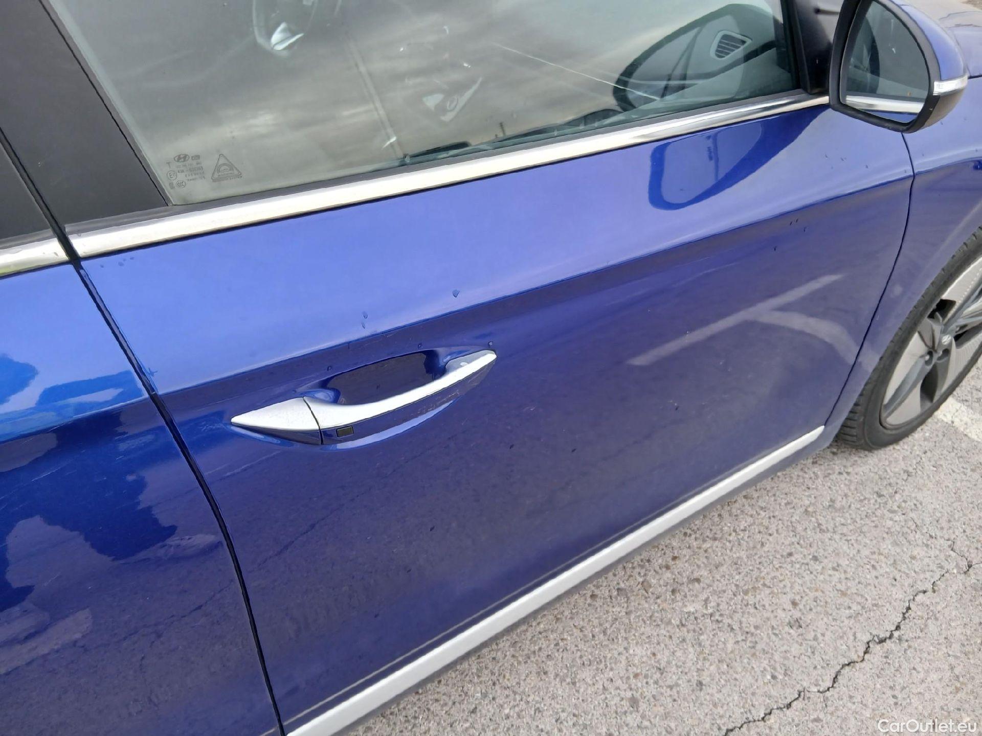  Hyundai   Ioniq HYUNDAI / 2019 / 5P / berlina con portón 1.6 GDI HEV Tecno DCT #35