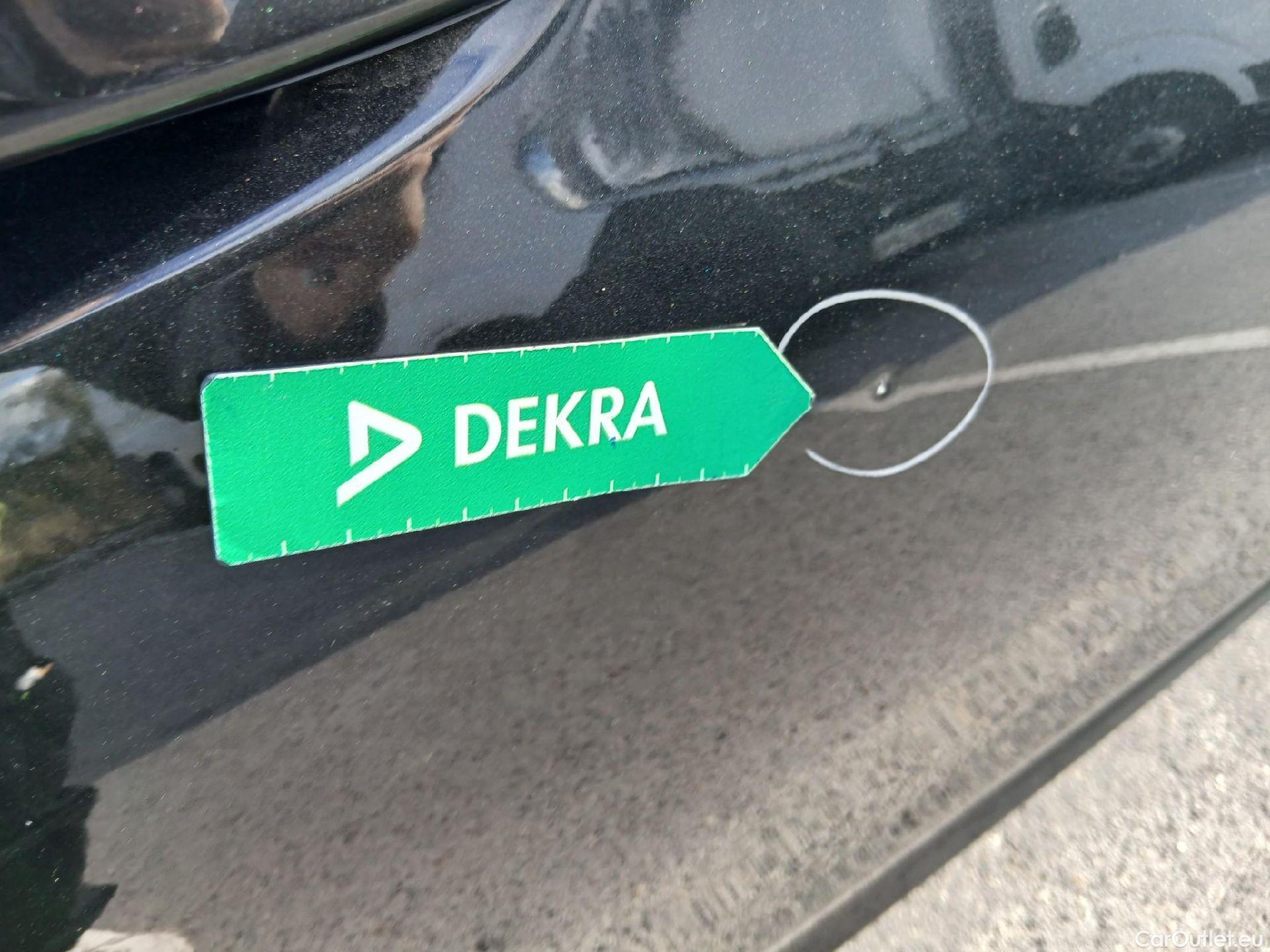  Mercedes  E-Klasse Clase E E 220 d 4Matic (213.005)AMG AMG Line 195CV AT9 E6d #33