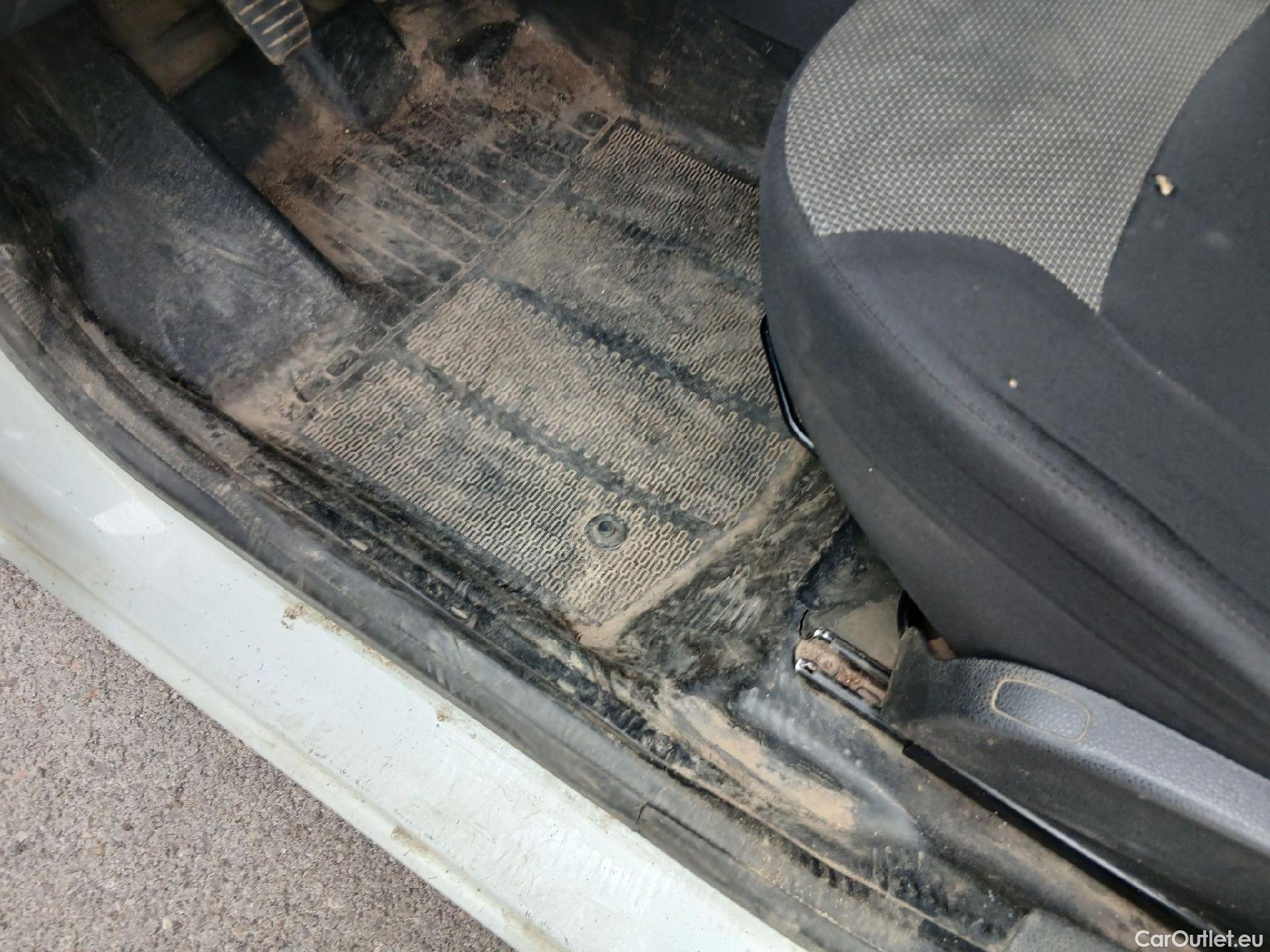  Dacia  Dokker DACIA  / 2013 / 4P / furgón derivado de turismo Van Essential 1.6 80kW (110CV) ECO-G #10