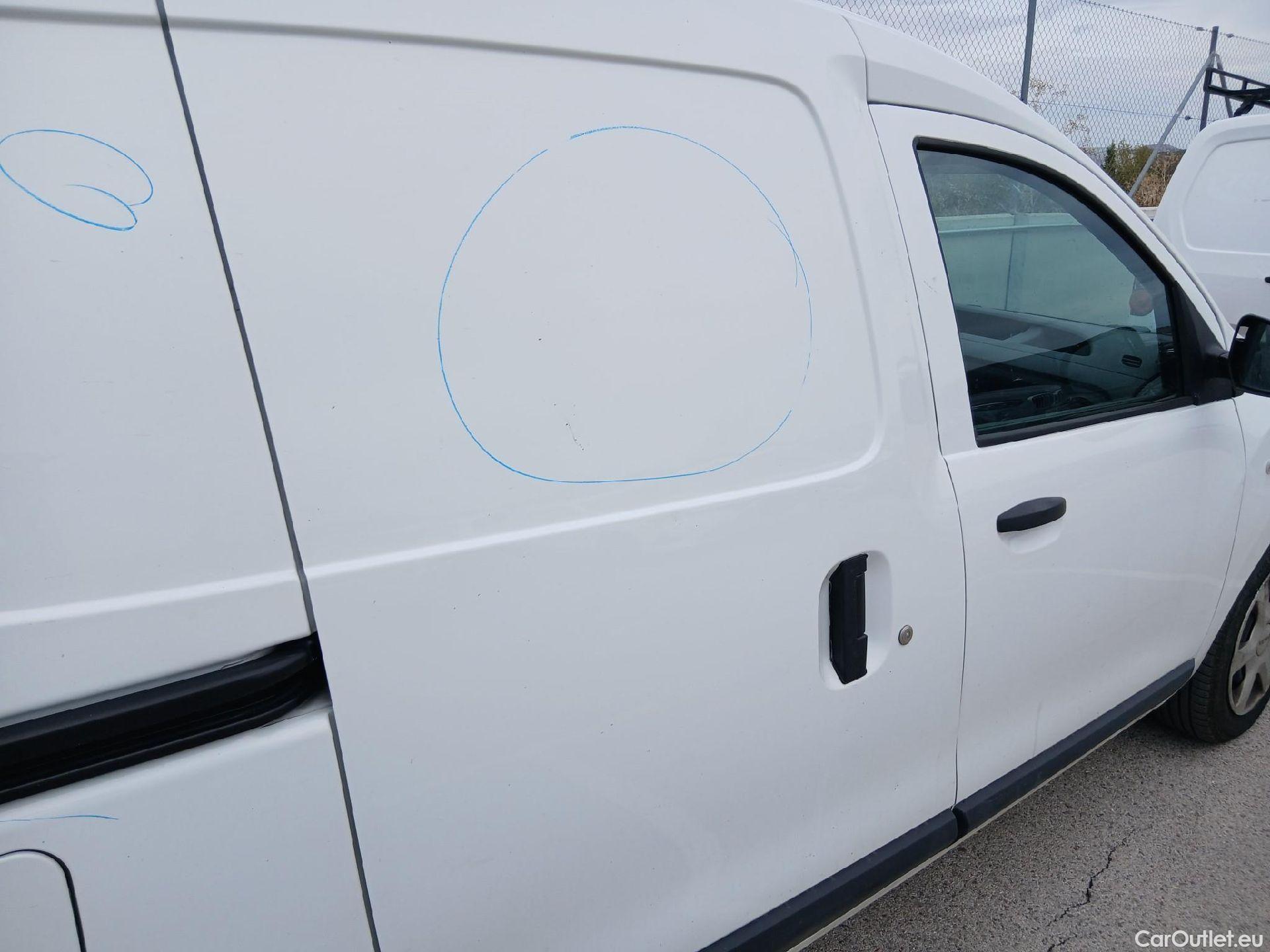  Dacia  Dokker DACIA  / 2013 / 4P / furgón derivado de turismo Van Essential 1.6 80kW (110CV) ECO-G #41