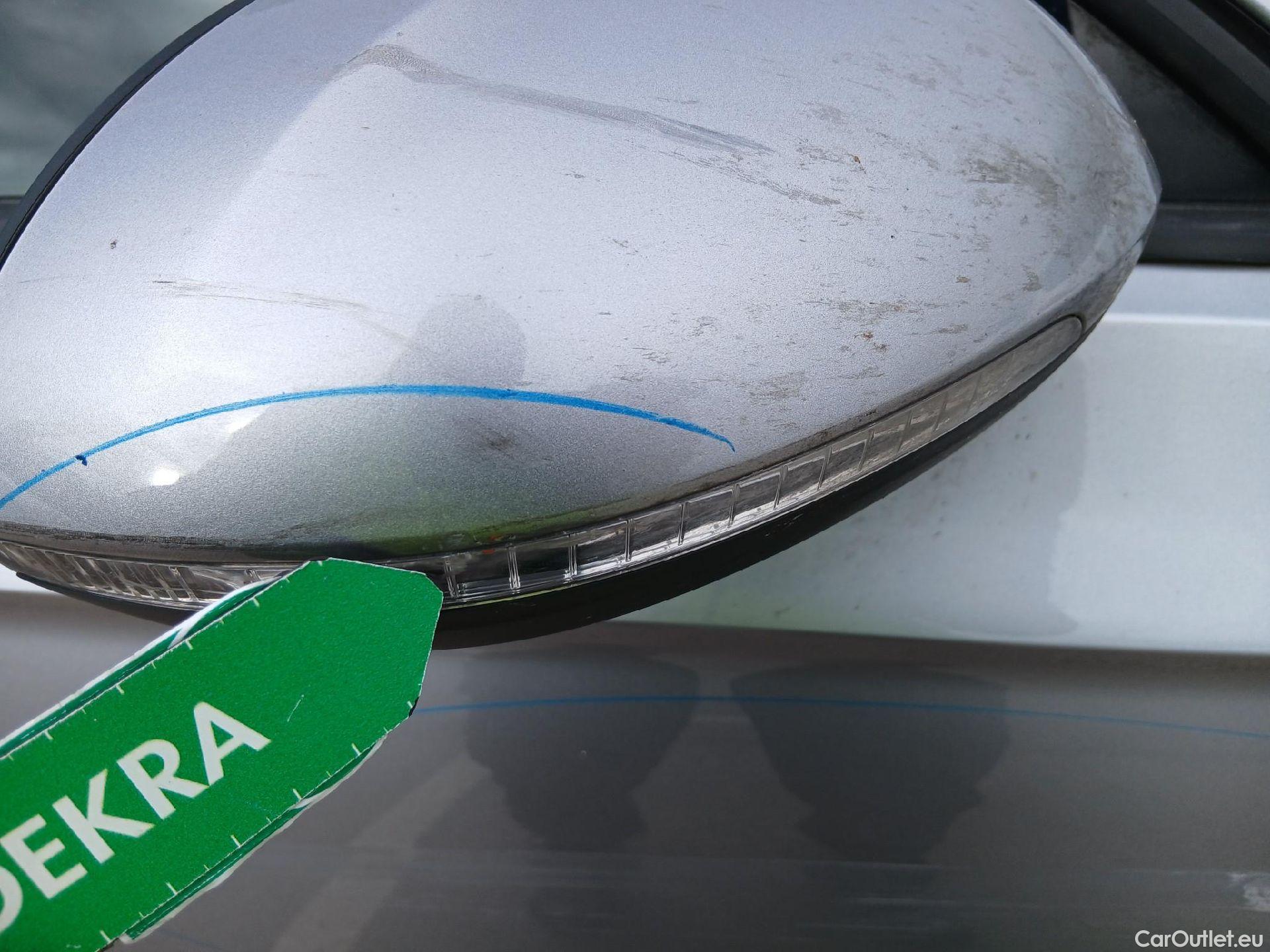  Volkswagen  Passat VOLKSWAGEN  / 2019 / 4P / sedán 2.0 TDI 90kW (122CV) DSG #41