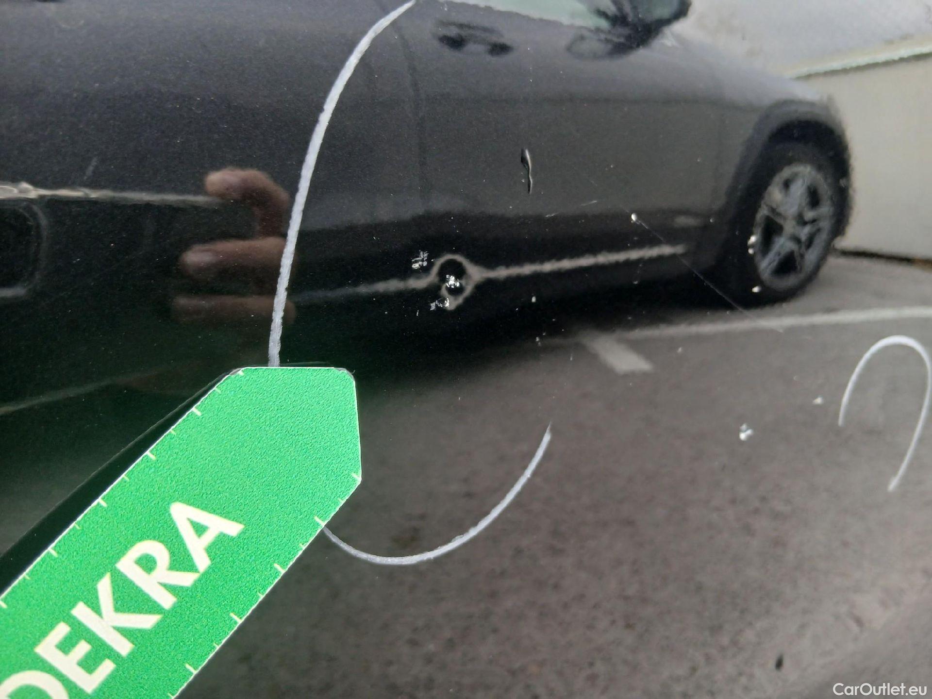  Toyota  Corolla TOYOTA  / 2019 / 5P / familiar 1.8 125H ACTIVE E-CVT TOURING SPORT #41