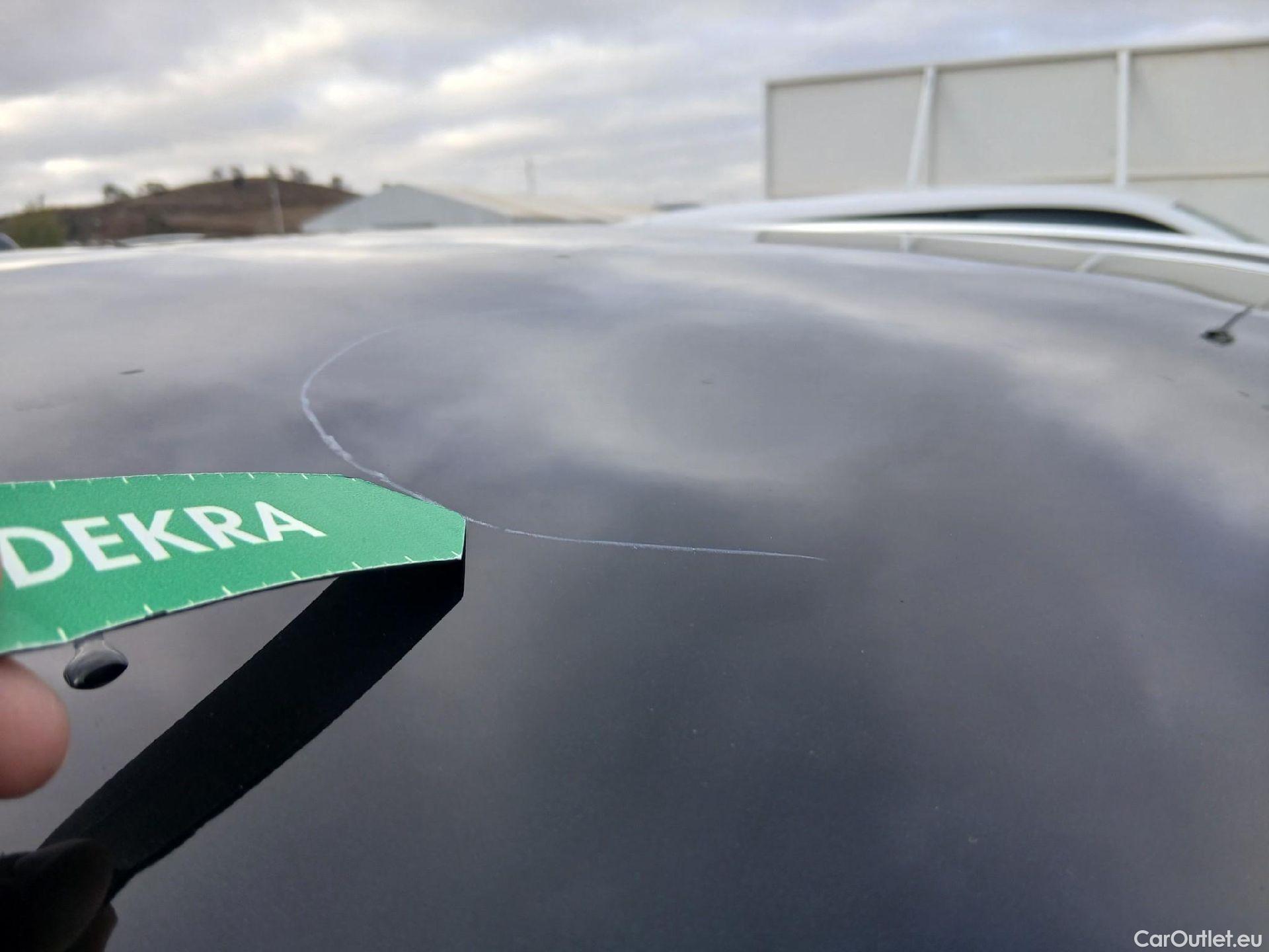  Toyota  Corolla TOYOTA  / 2019 / 5P / familiar 1.8 125H ACTIVE E-CVT TOURING SPORT #47