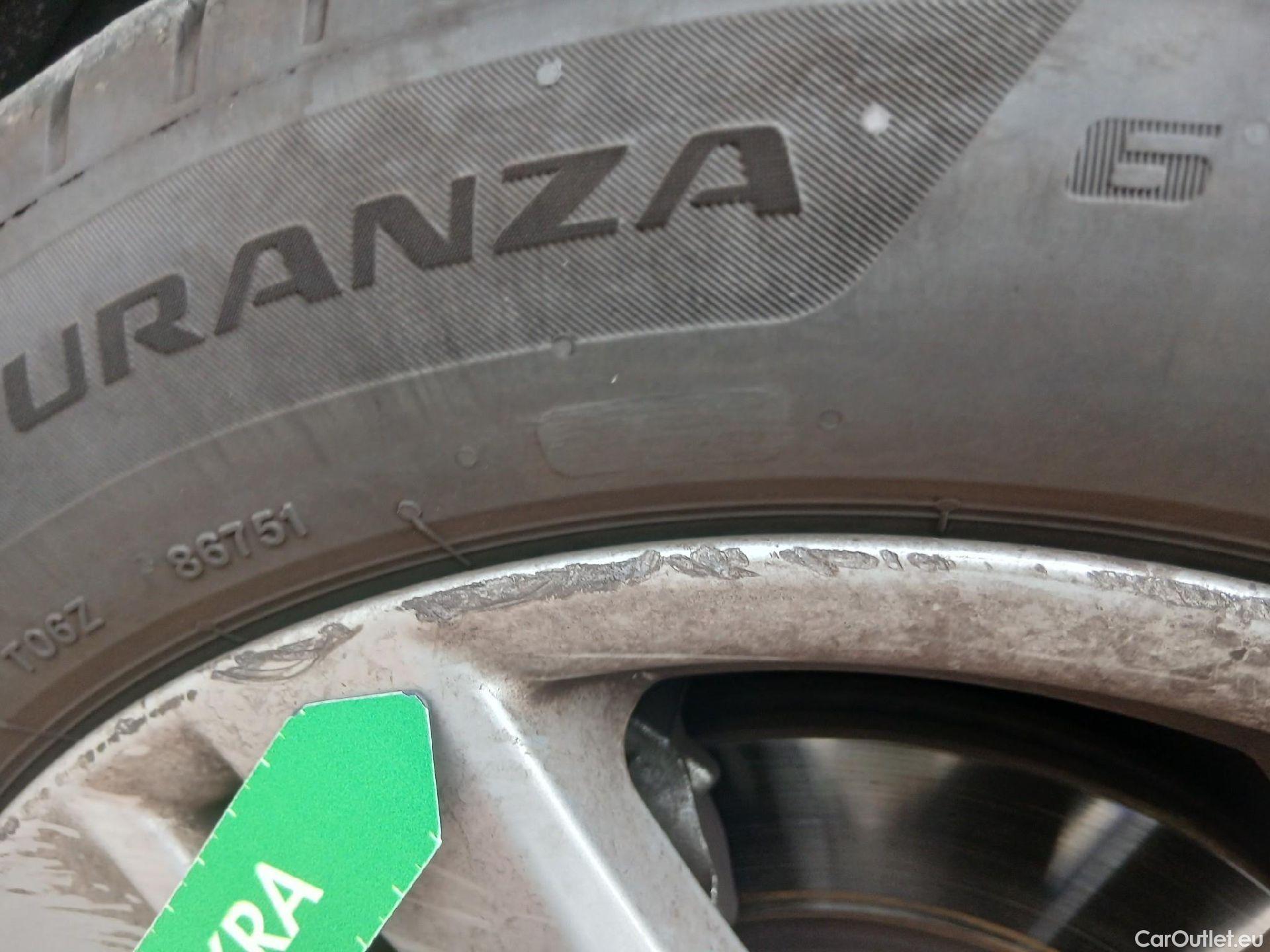  Toyota  Corolla TOYOTA  / 2019 / 5P / familiar 1.8 125H ACTIVE E-CVT TOURING SPORT #10