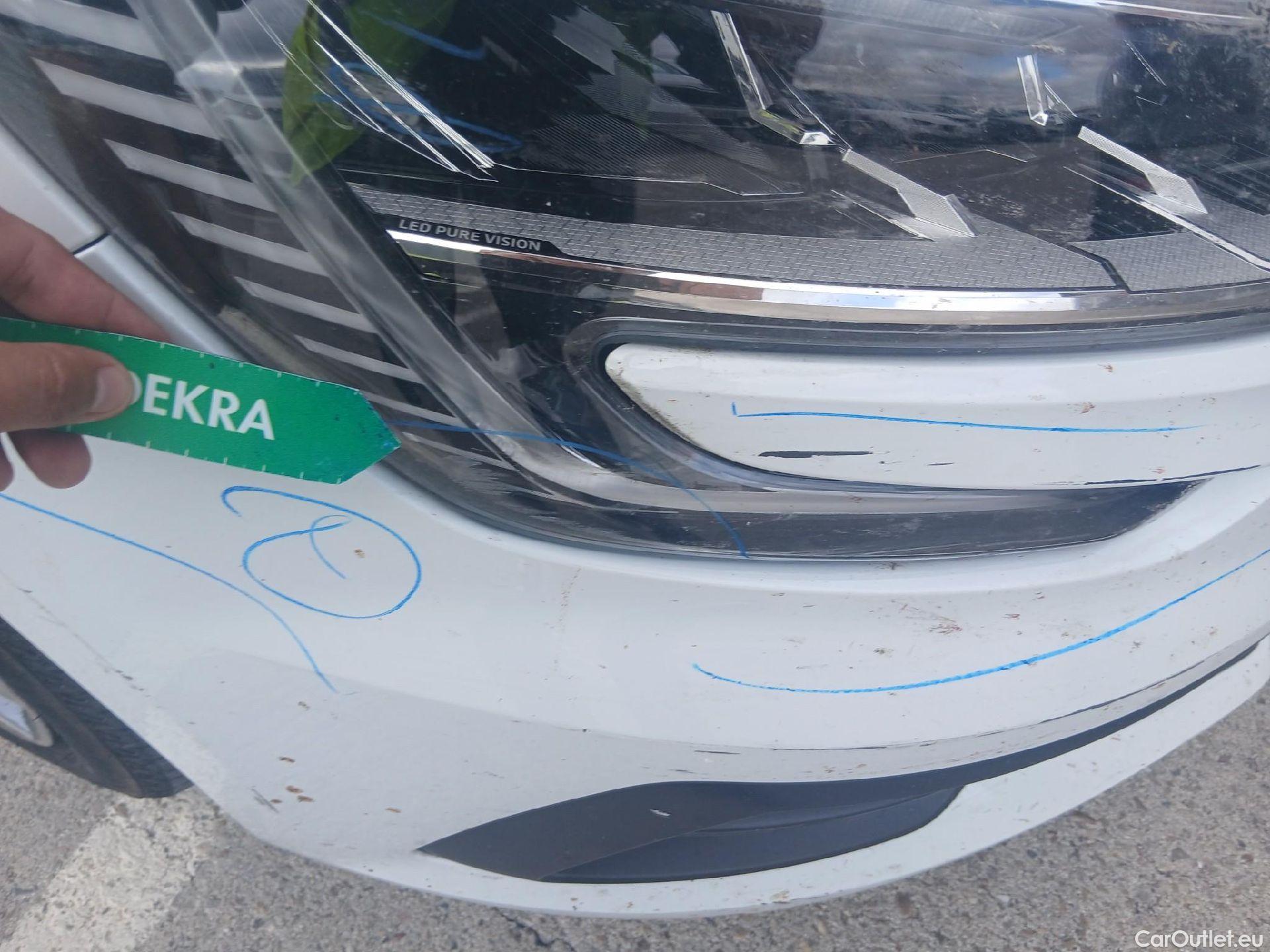  Renault  Megane RENAULT Mégane / 2020 / 5P / berlina con portón Intens Blue dCi 85 kW (115CV) #10