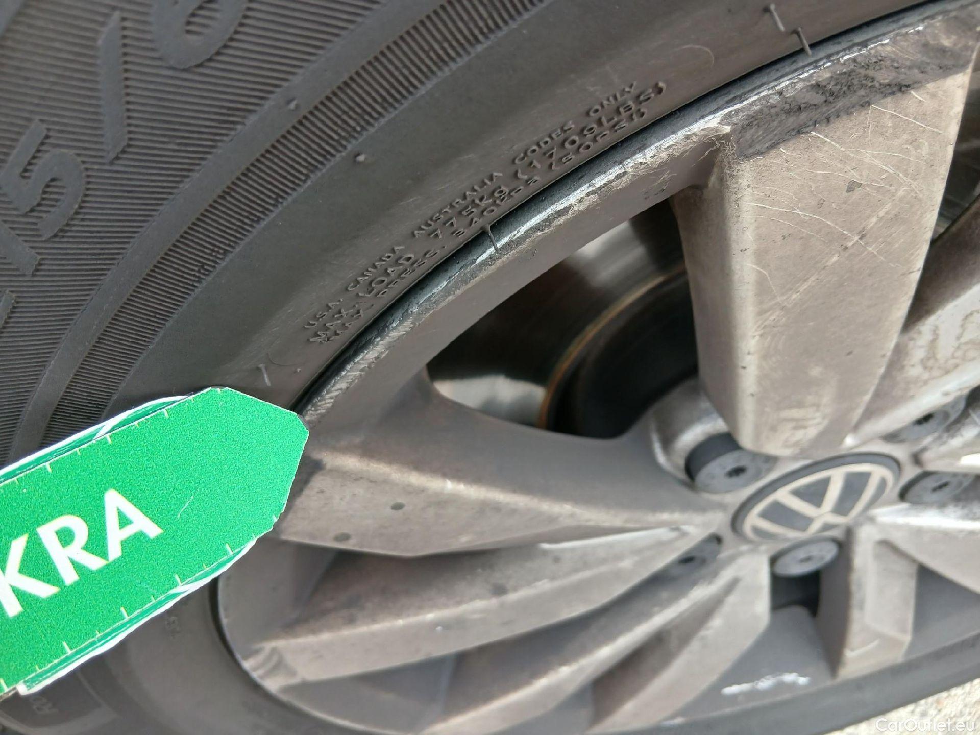  Volkswagen  Passat VOLKSWAGEN  / 2019 / 4P / sedán 2.0 TDI 90kW (122CV) DSG #6