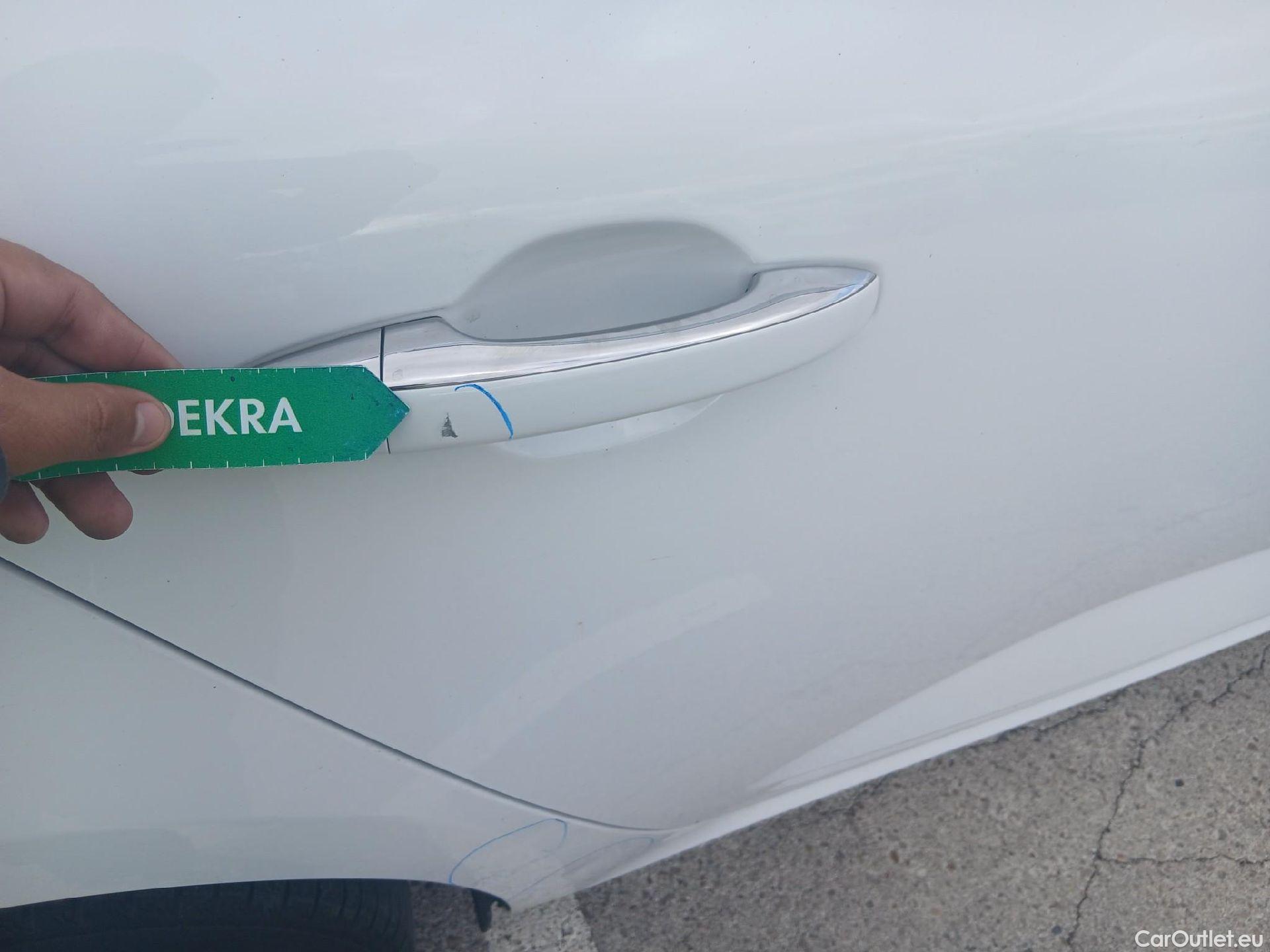  Renault  Megane RENAULT Mégane / 2020 / 5P / berlina con portón Intens Blue dCi 85 kW (115CV) #24