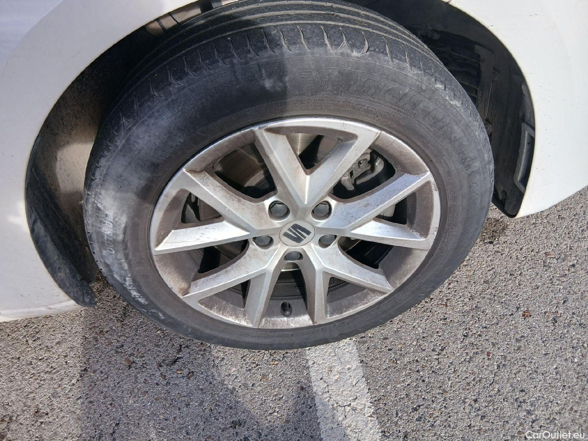  Seat  Leon SEAT Nuevo León / 2020 / 5P / familiar SP 2.0 TDI 85kW Style Go(SP) #36