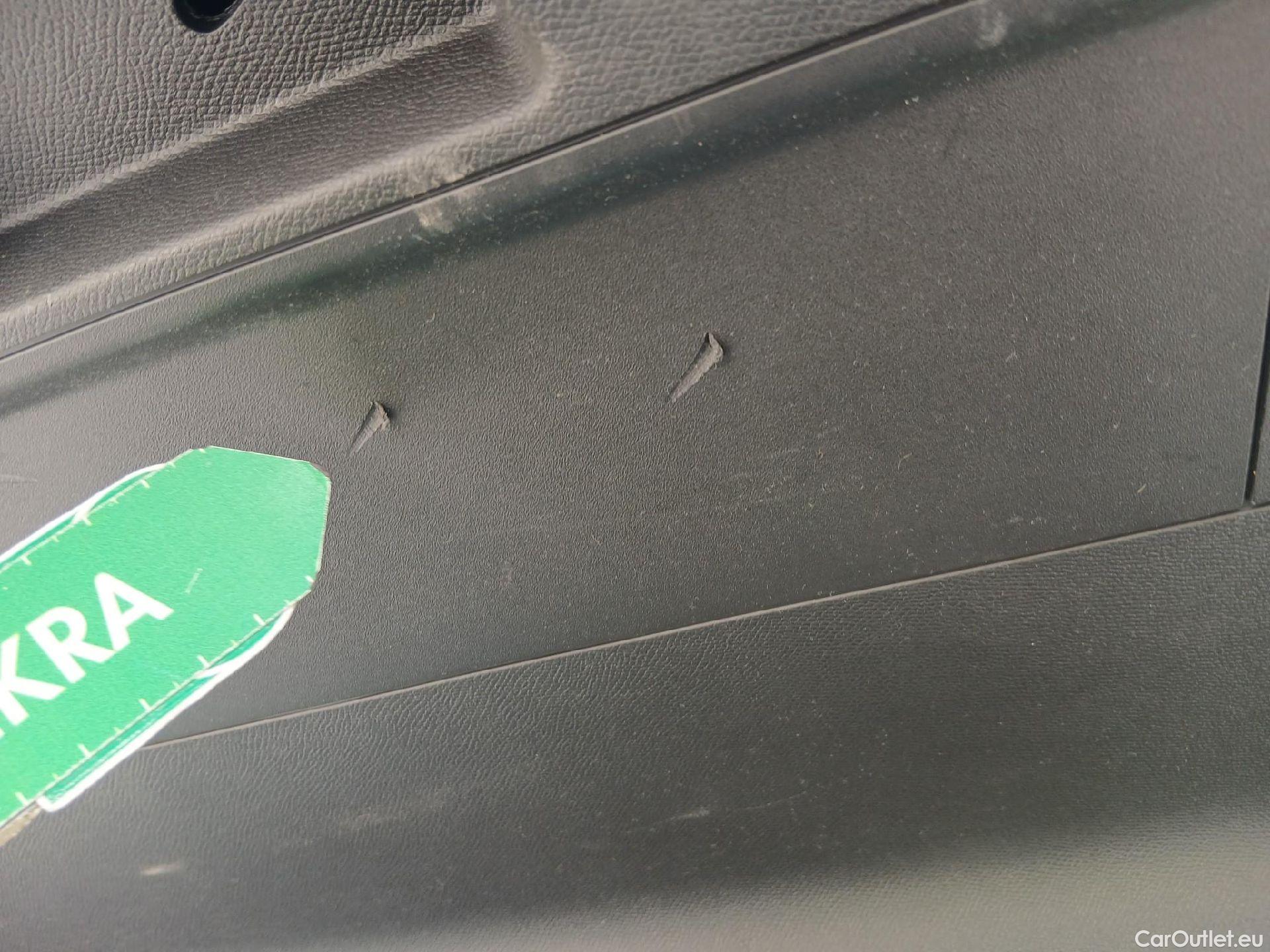  Seat  Leon SEAT Nuevo León / 2020 / 5P / familiar SP 2.0 TDI 85kW Style Go(SP) #11